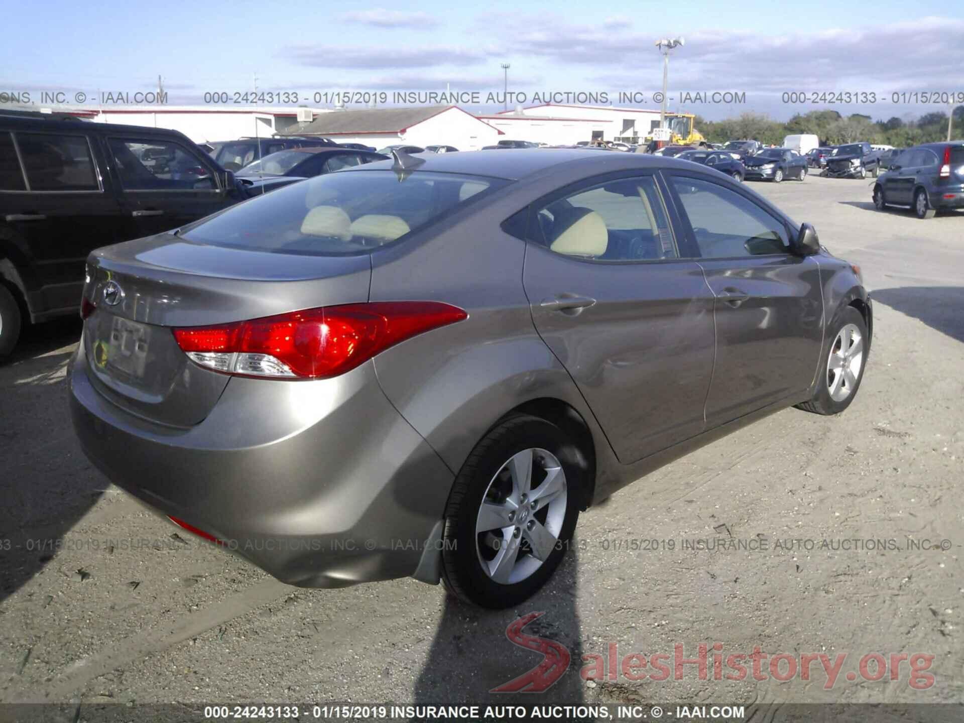 5NPDH4AE5DH417943 2013 HYUNDAI ELANTRA