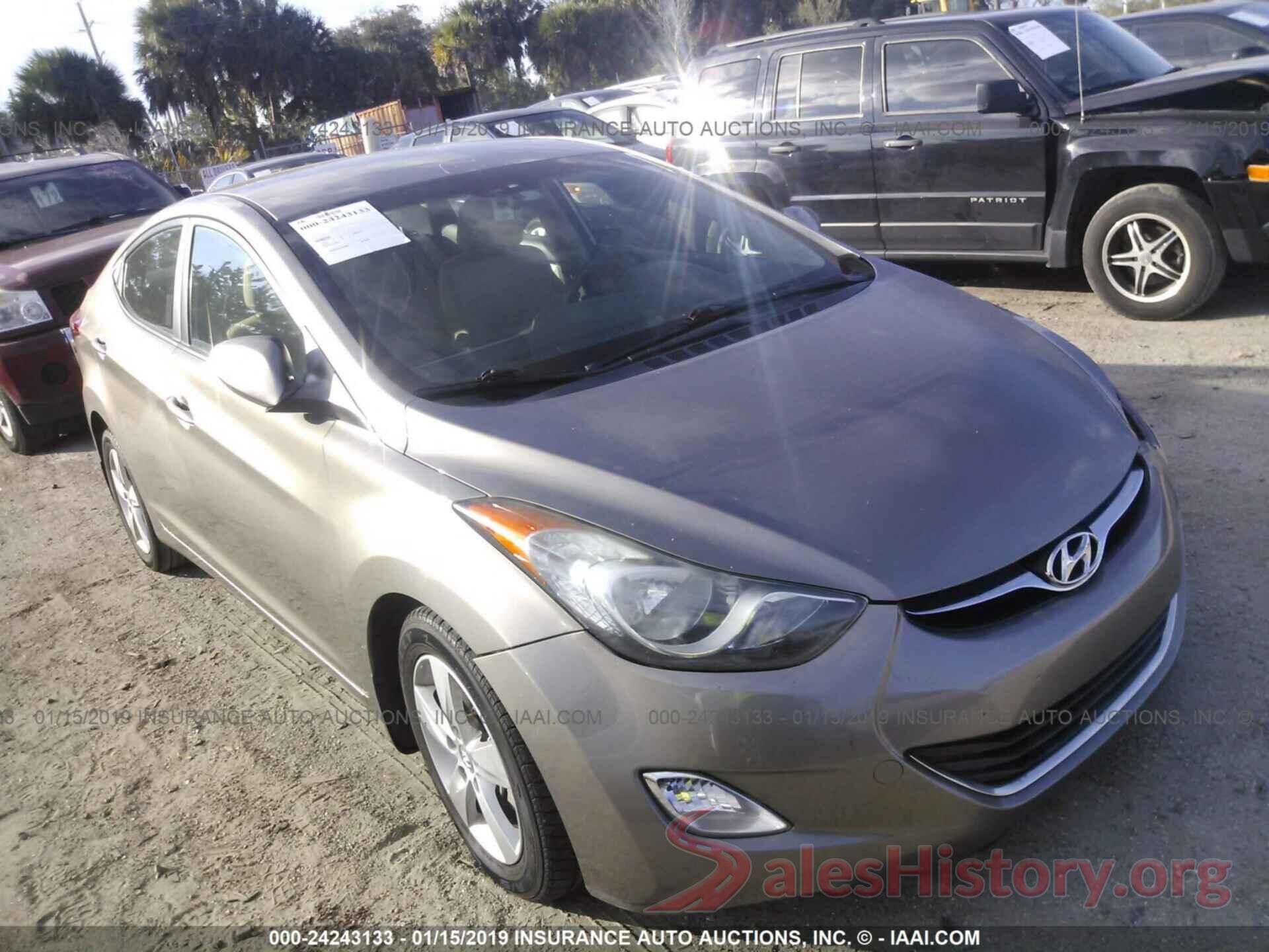 5NPDH4AE5DH417943 2013 HYUNDAI ELANTRA