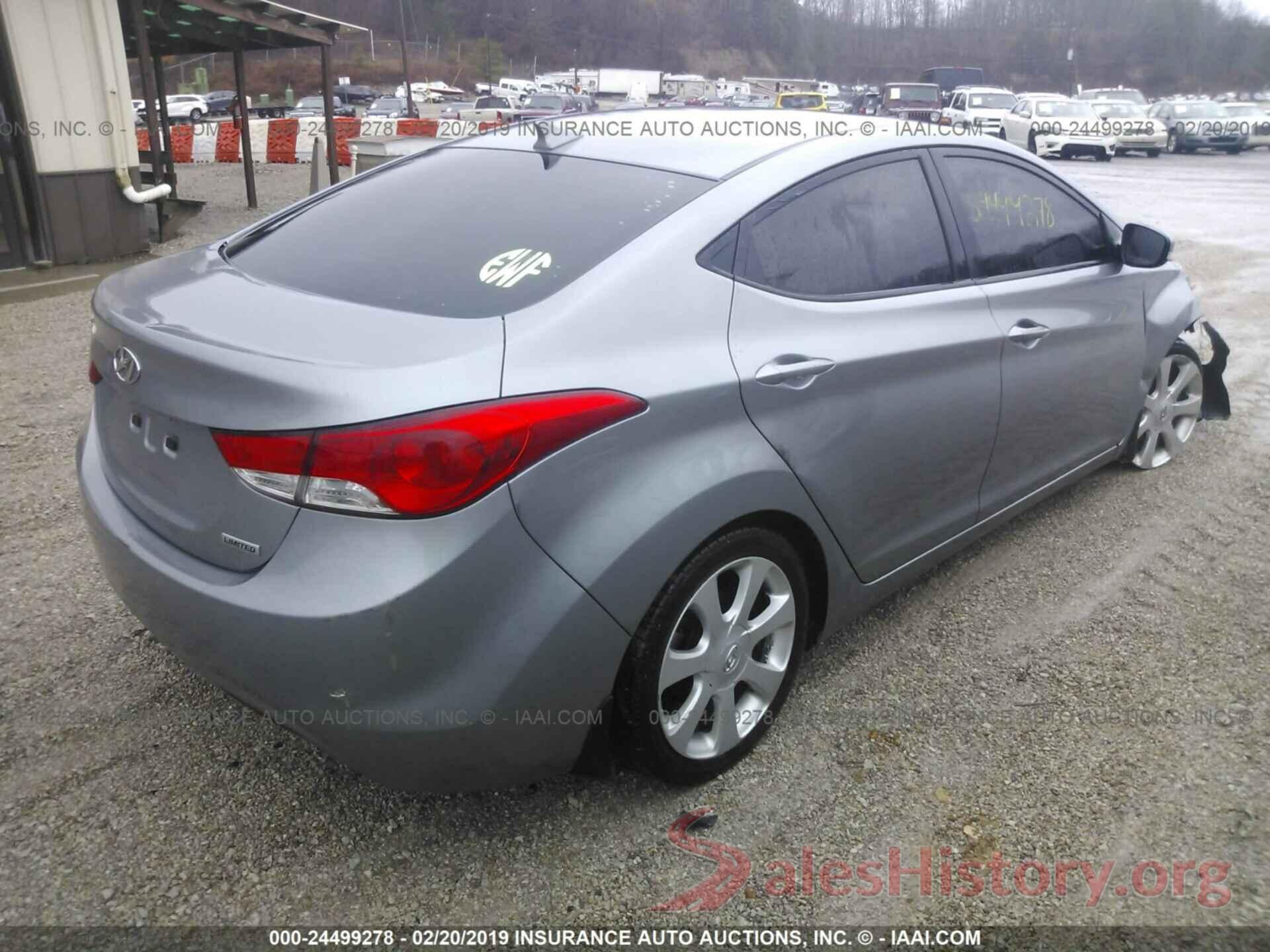 KMHDH4AE3DU774832 2013 HYUNDAI ELANTRA