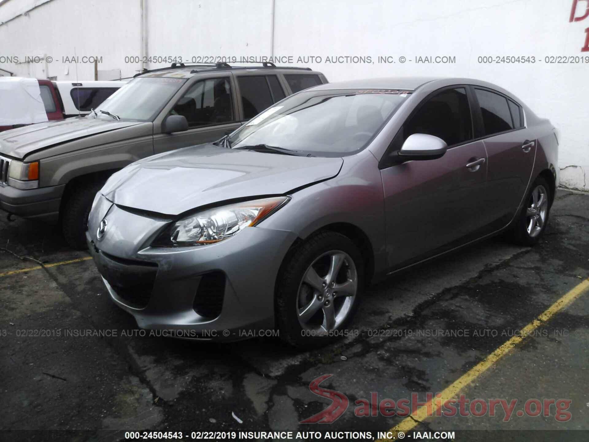 JM1BL1TG2D1824838 2013 MAZDA 3