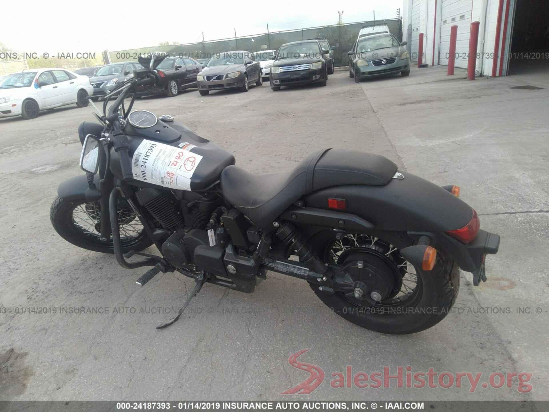 JH2RC5372HK700212 2017 HONDA VT750