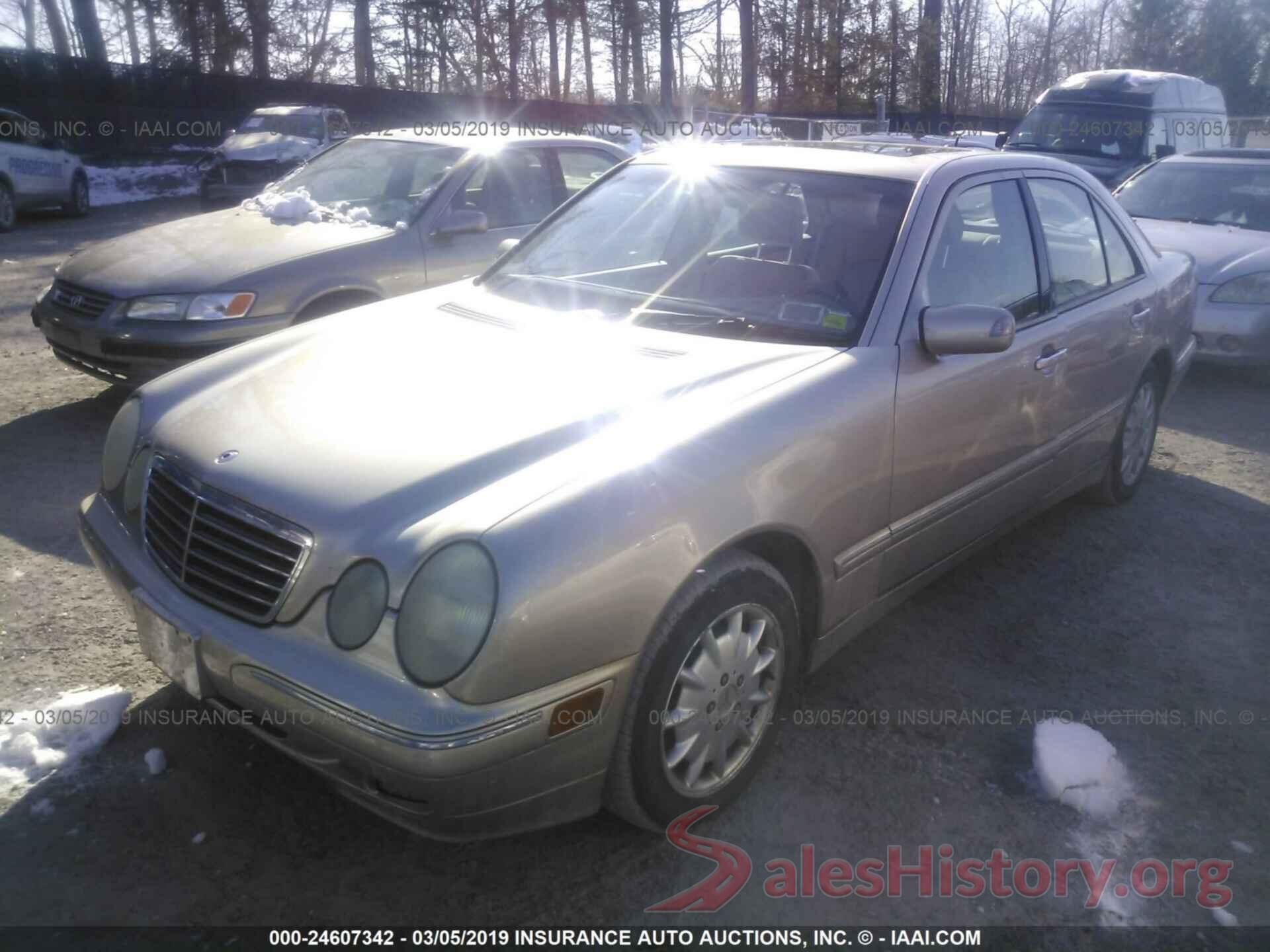 WDBJF82J91X048806 2001 MERCEDES-BENZ E