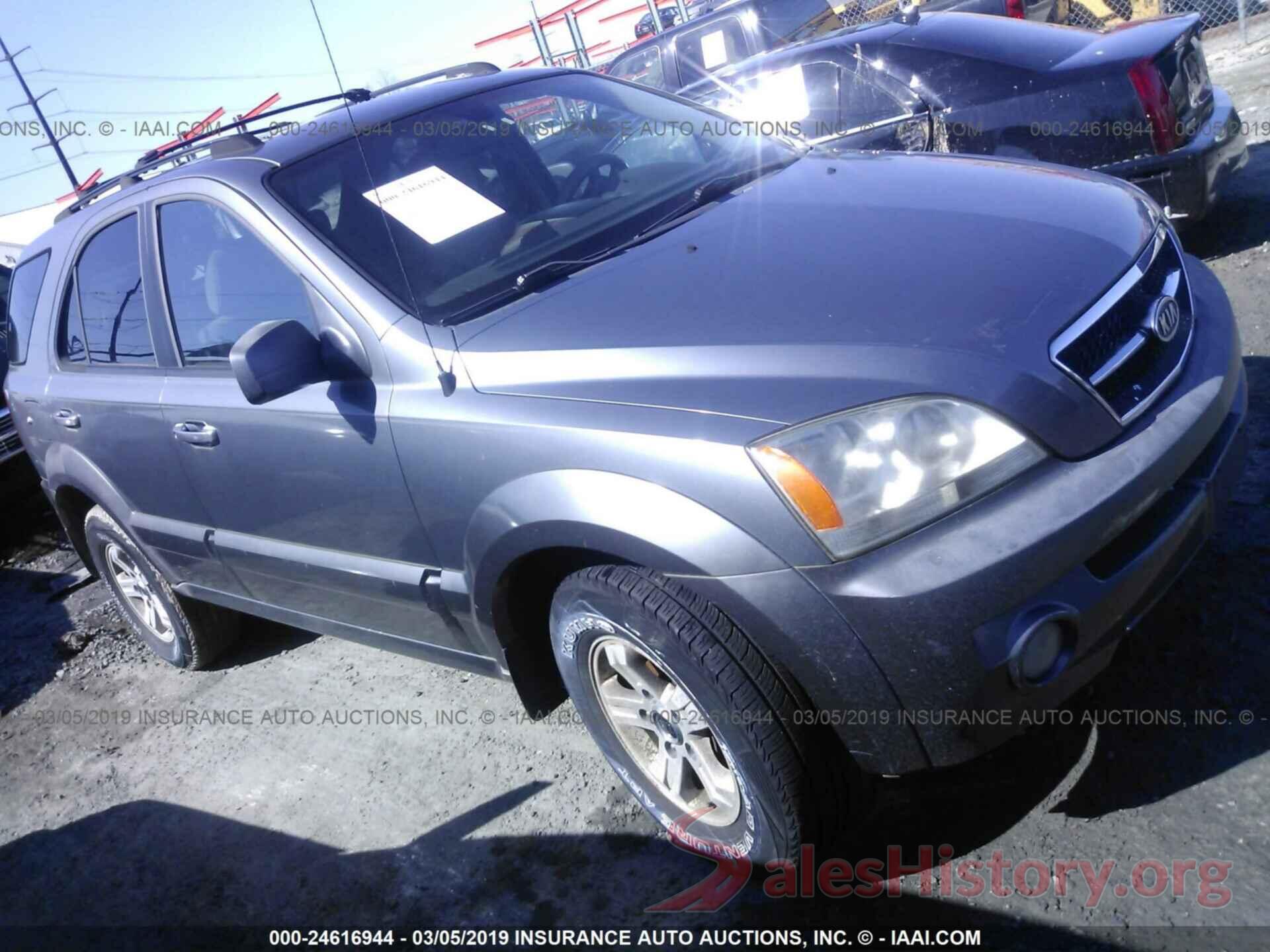 KNDJD733345209426 2004 KIA SORENTO