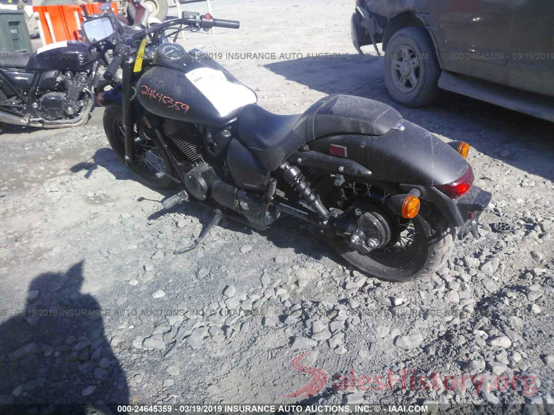 JH2RC5377JK800747 2018 HONDA VT750