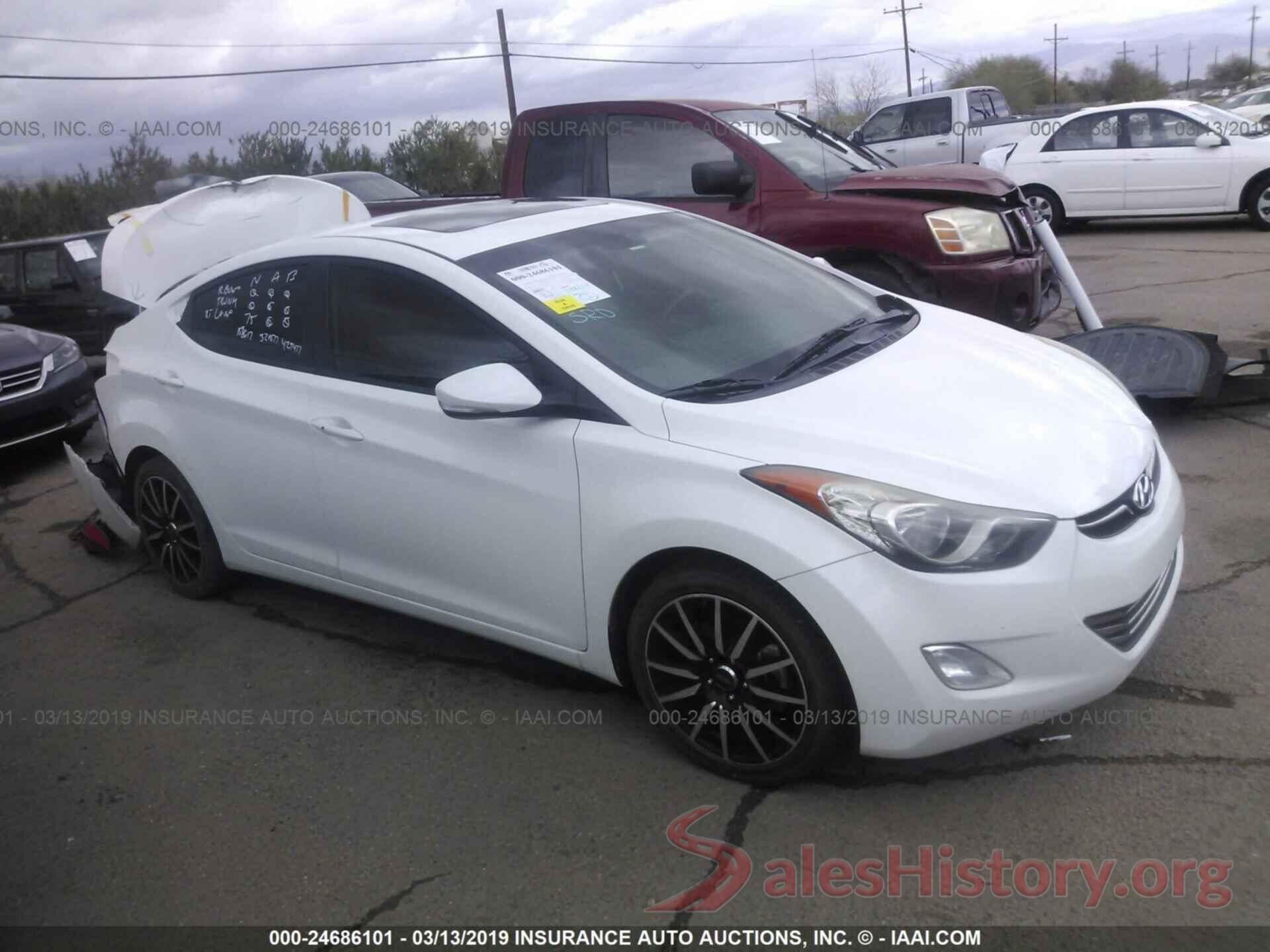 5NPDH4AE1DH323509 2013 HYUNDAI ELANTRA