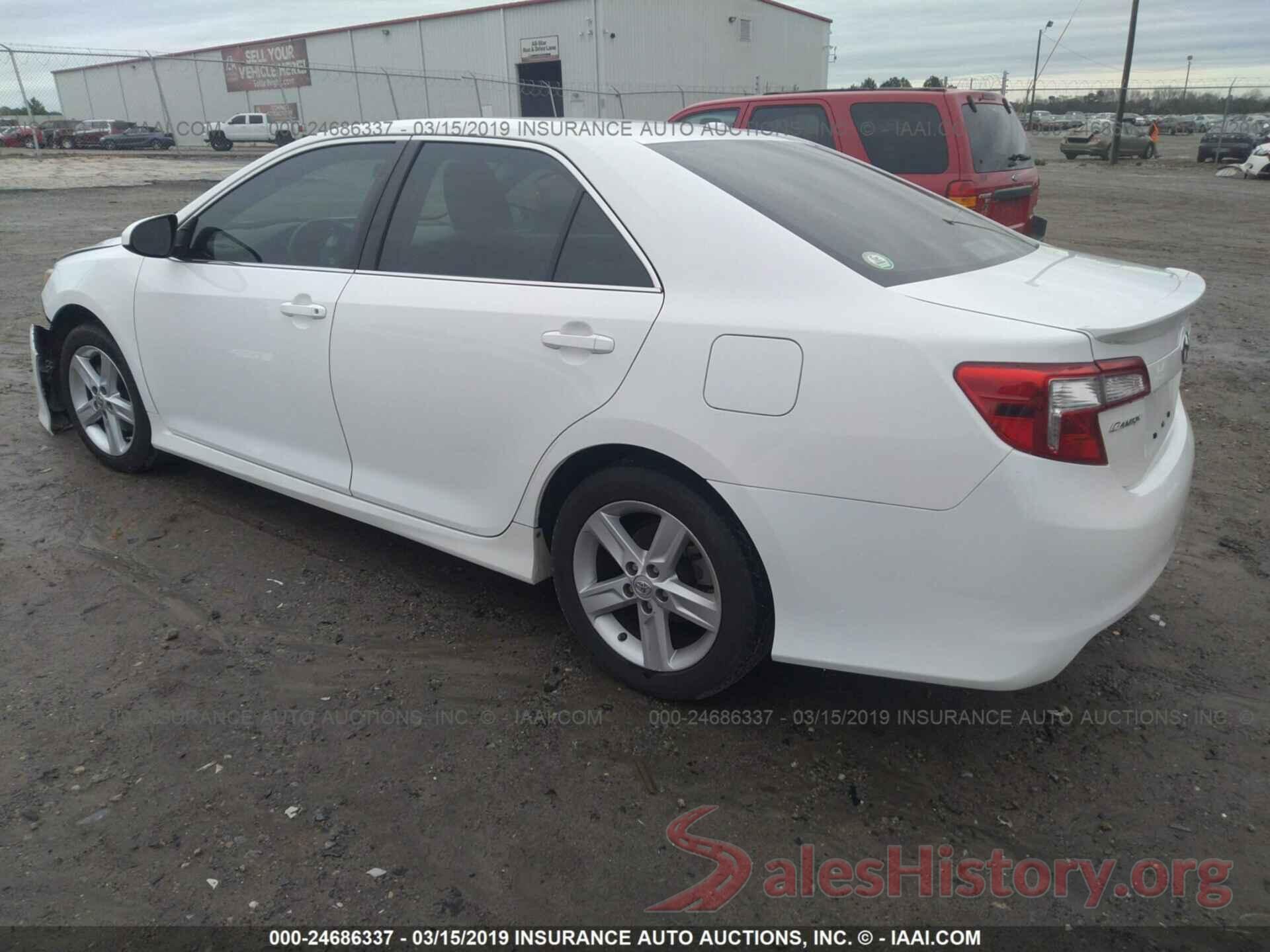 4T1BF1FKXDU660935 2013 TOYOTA CAMRY