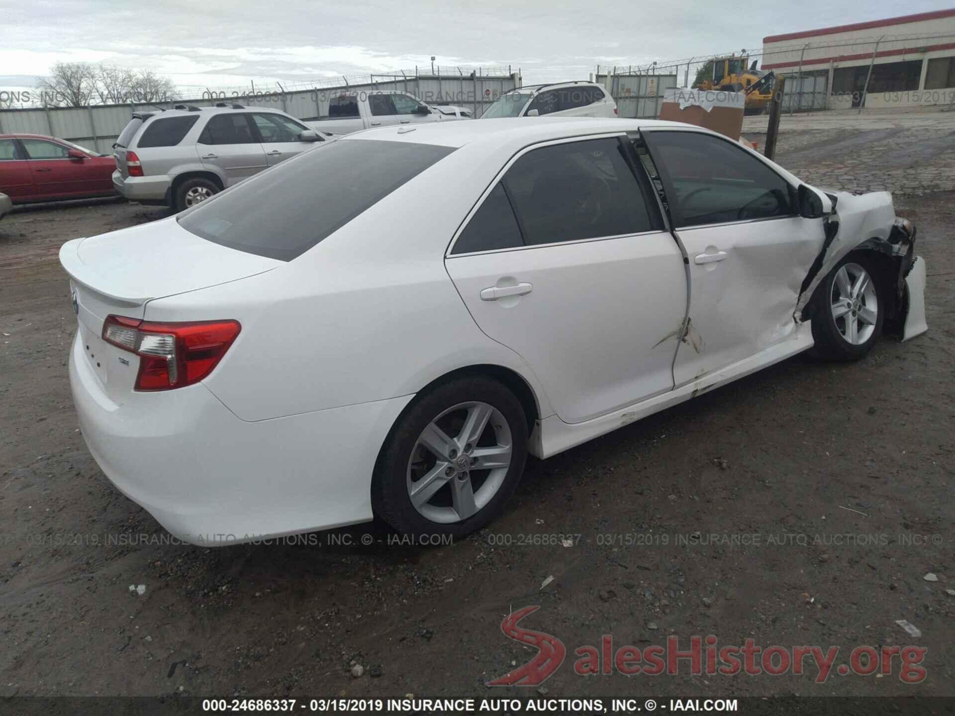 4T1BF1FKXDU660935 2013 TOYOTA CAMRY