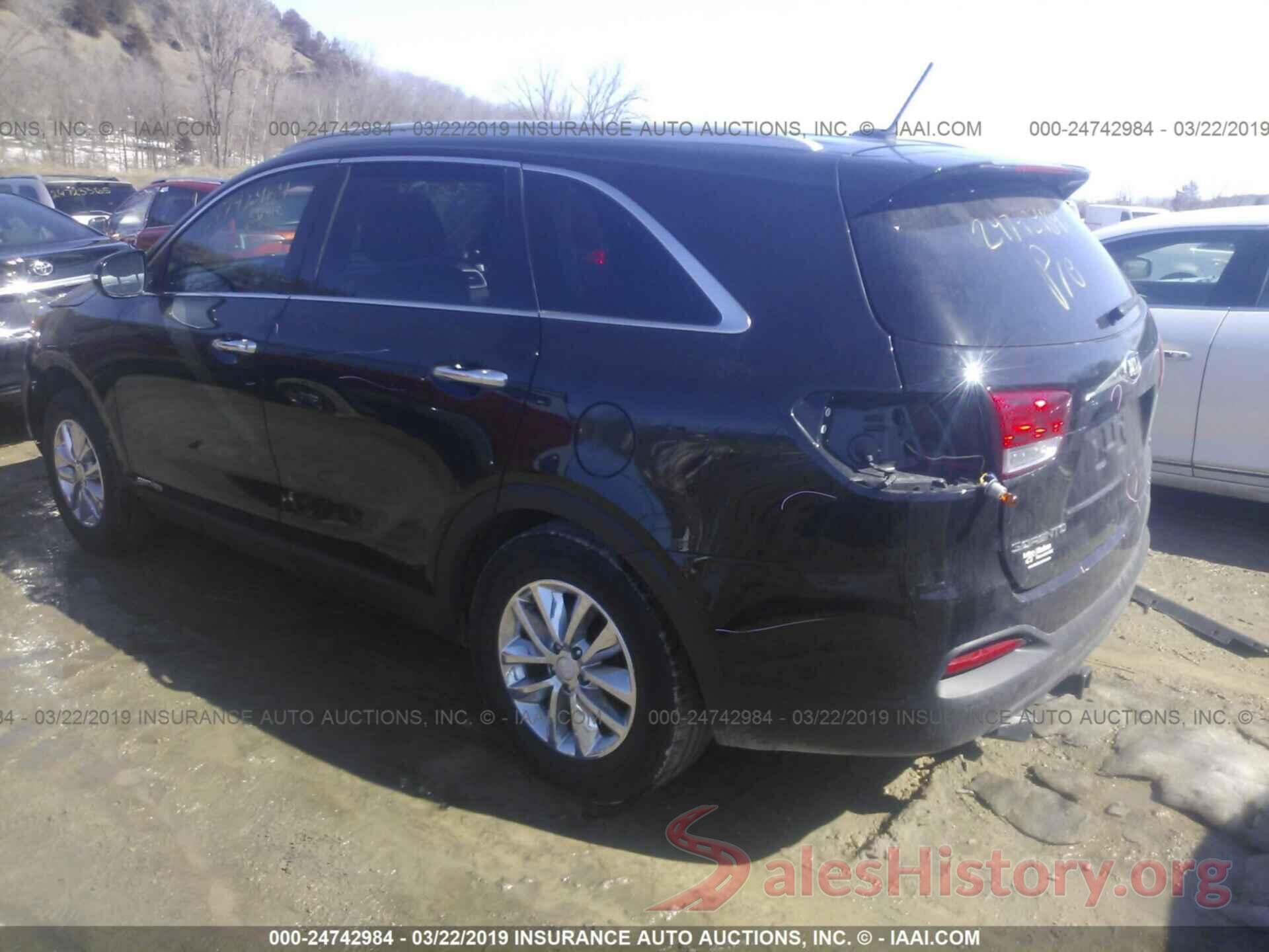 5XYPGDA52GG163071 2016 KIA SORENTO