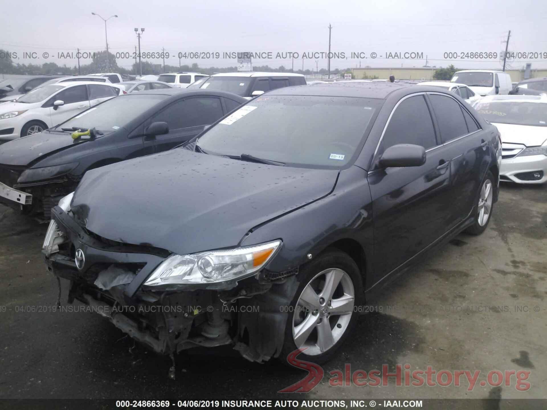 4T1BF3EK1BU195827 2011 TOYOTA CAMRY