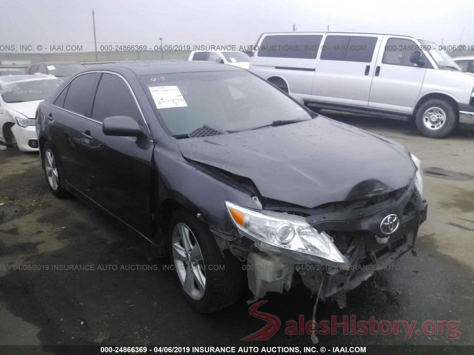 4T1BF3EK1BU195827 2011 TOYOTA CAMRY