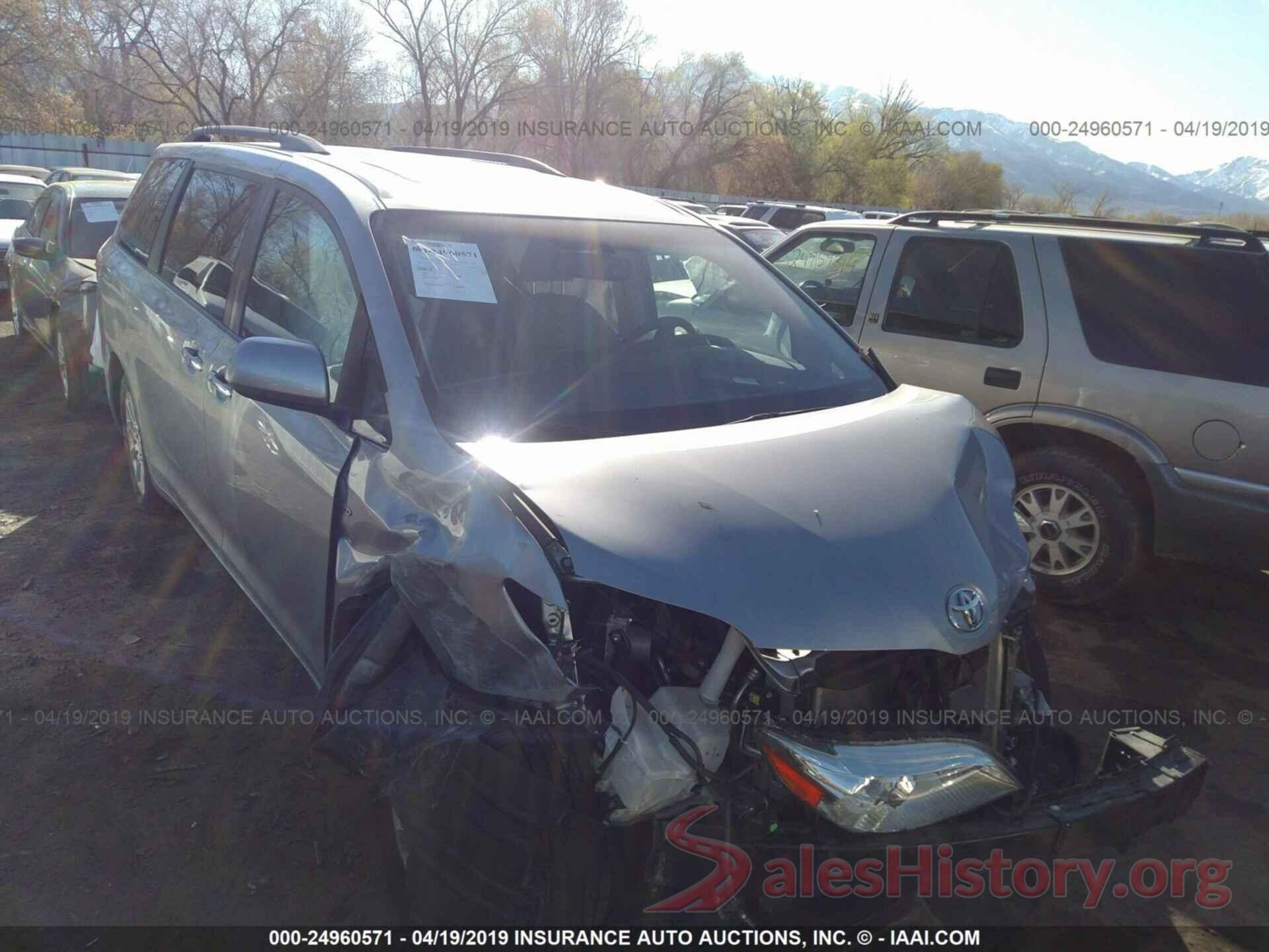 5TDDZ3DC7HS172435 2017 TOYOTA SIENNA