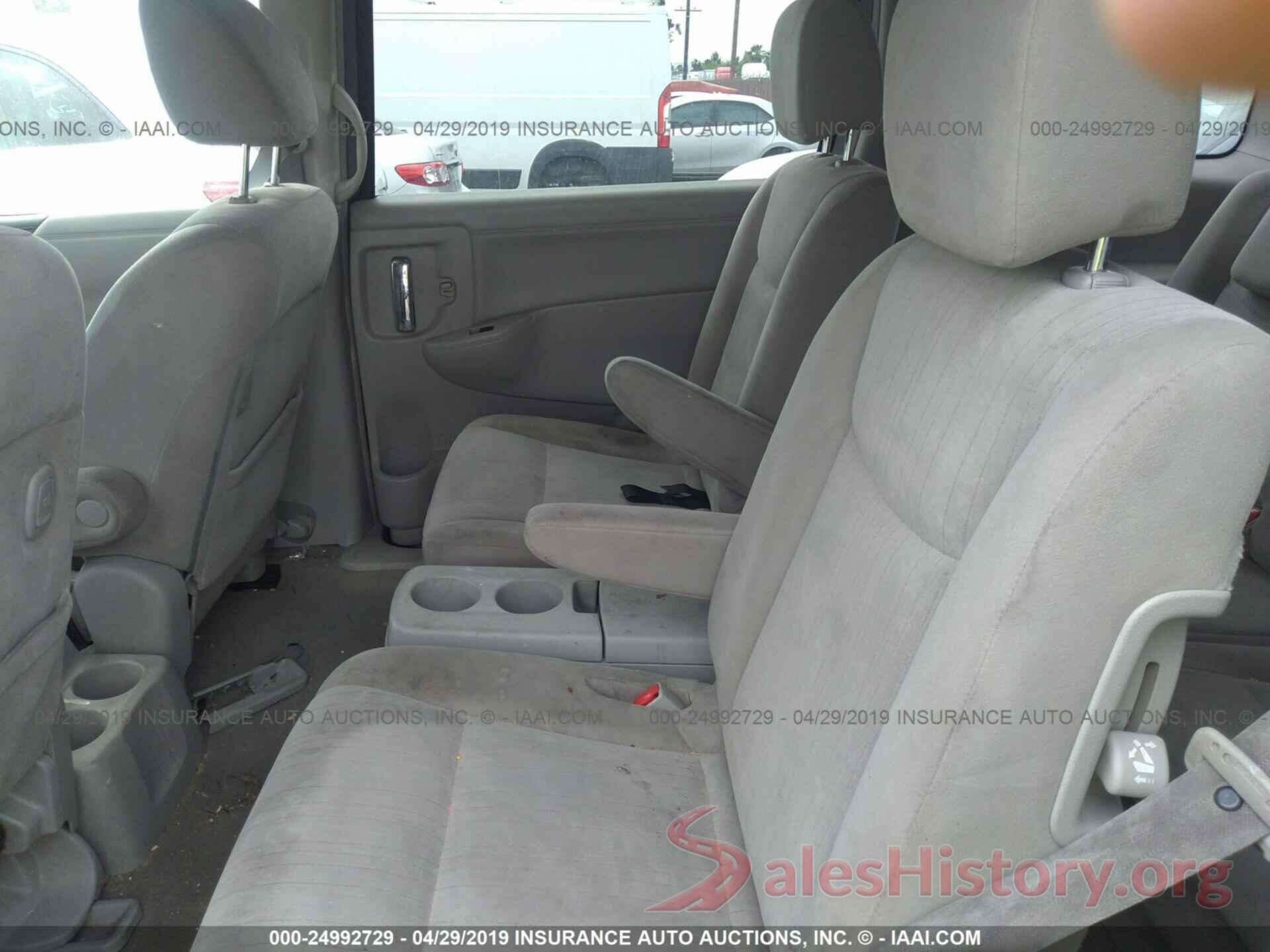 JN8AE2KP8F9127065 2015 NISSAN QUEST