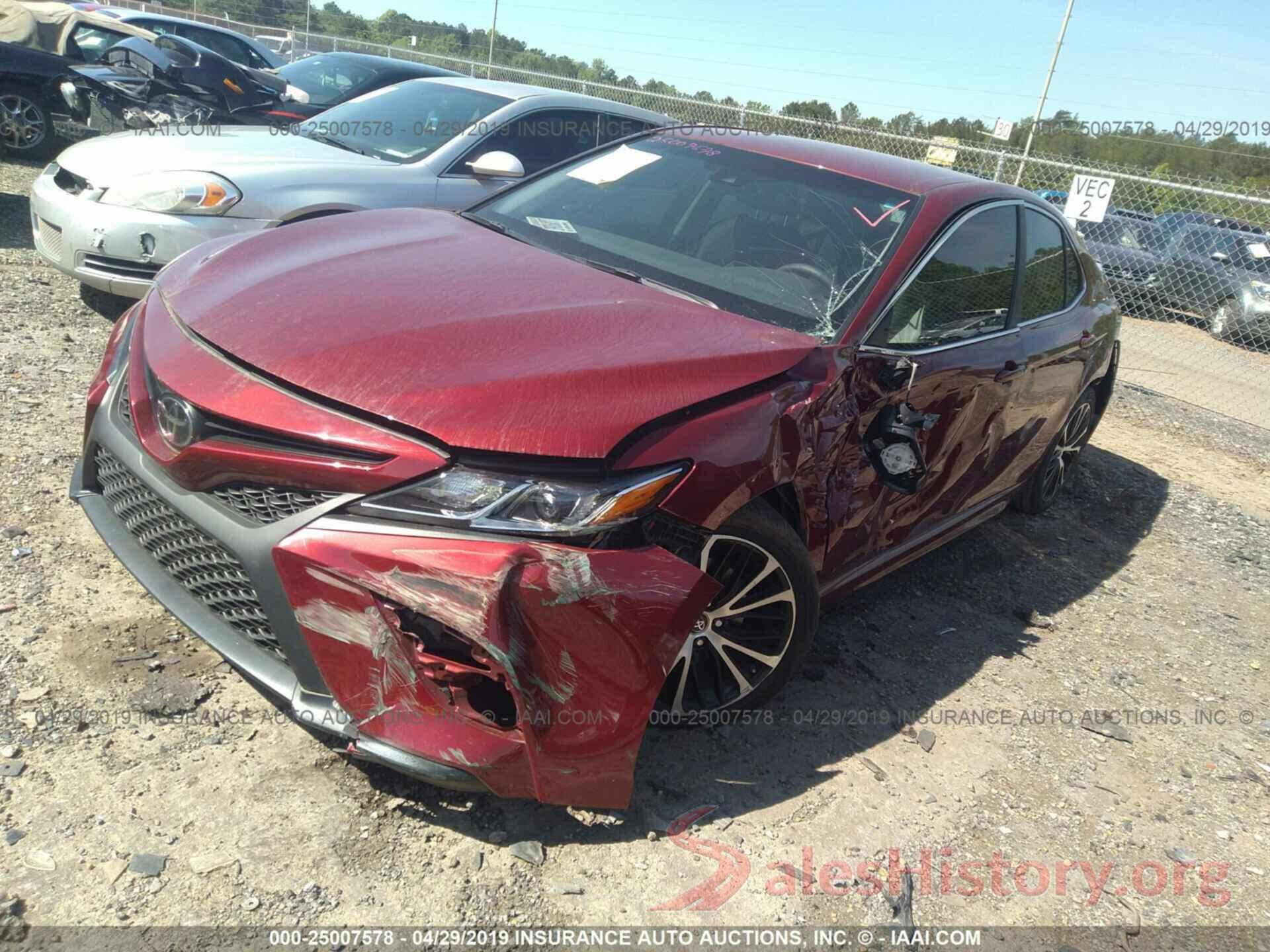 4T1B11HK2JU597451 2018 TOYOTA CAMRY