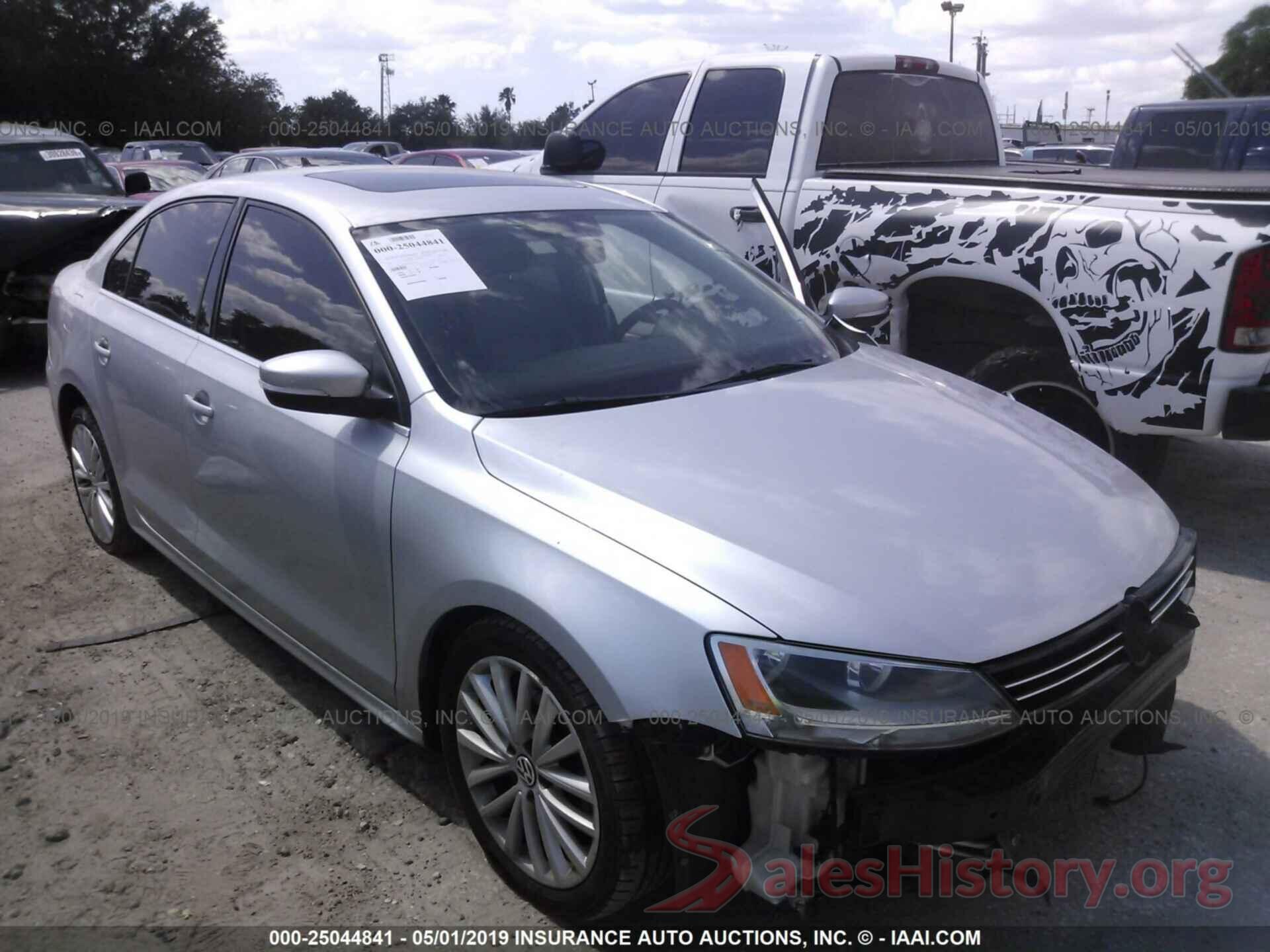 3VWLX7AJ1BM353823 2011 VOLKSWAGEN JETTA