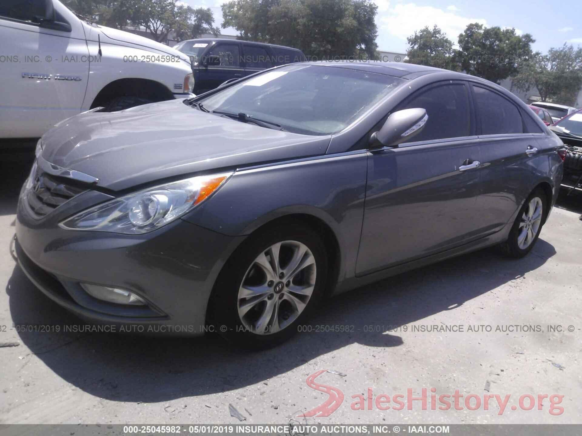 5NPEC4AC7CH480557 2012 HYUNDAI SONATA