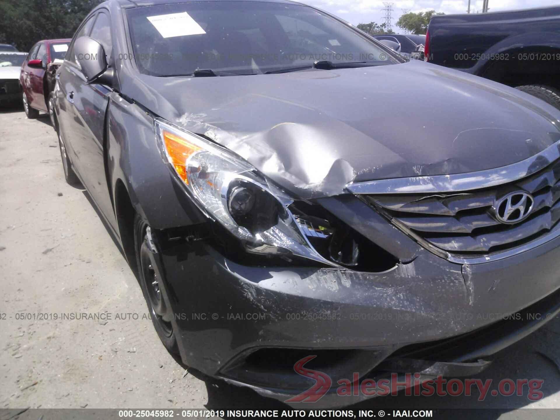 5NPEC4AC7CH480557 2012 HYUNDAI SONATA