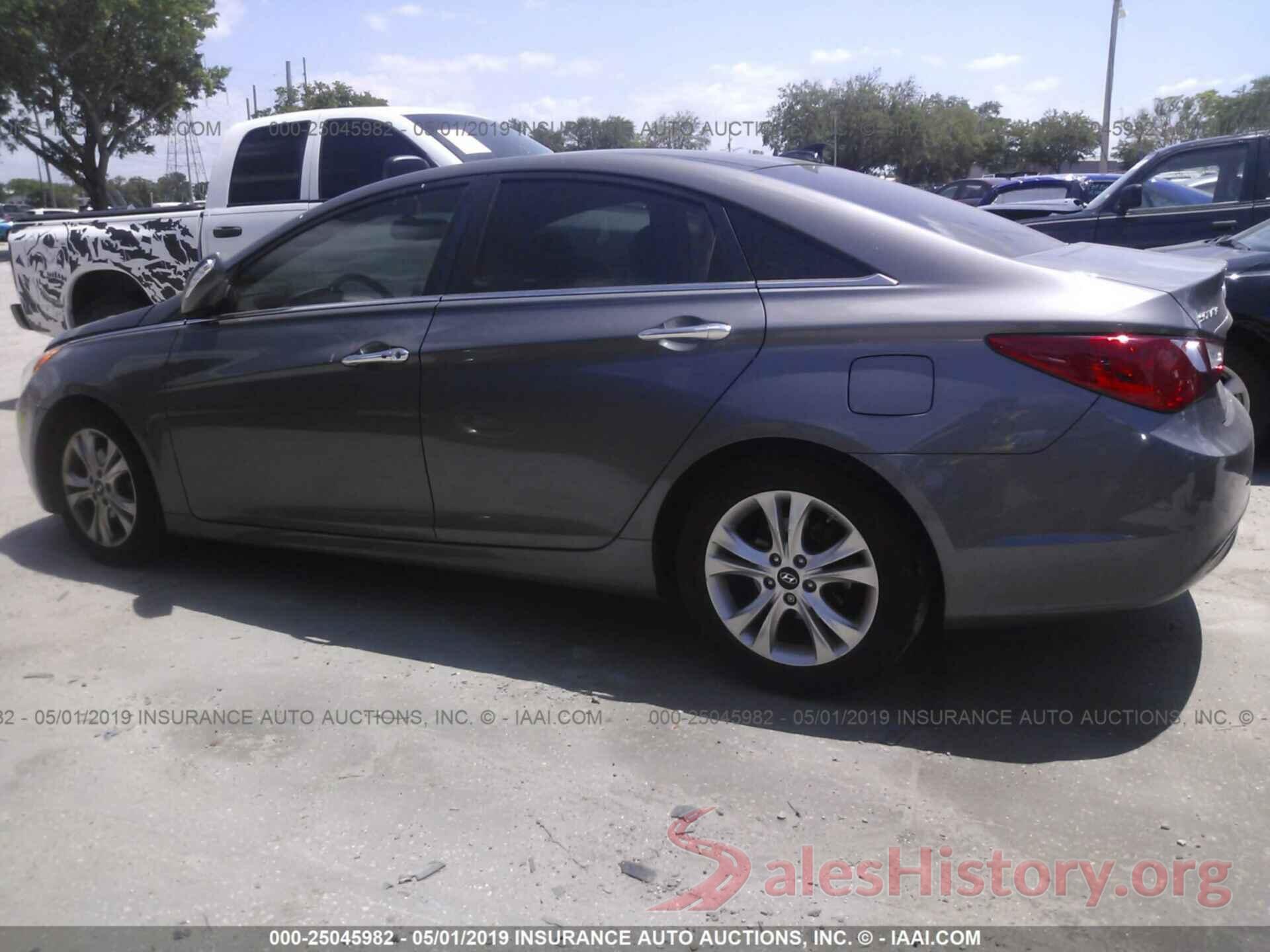 5NPEC4AC7CH480557 2012 HYUNDAI SONATA