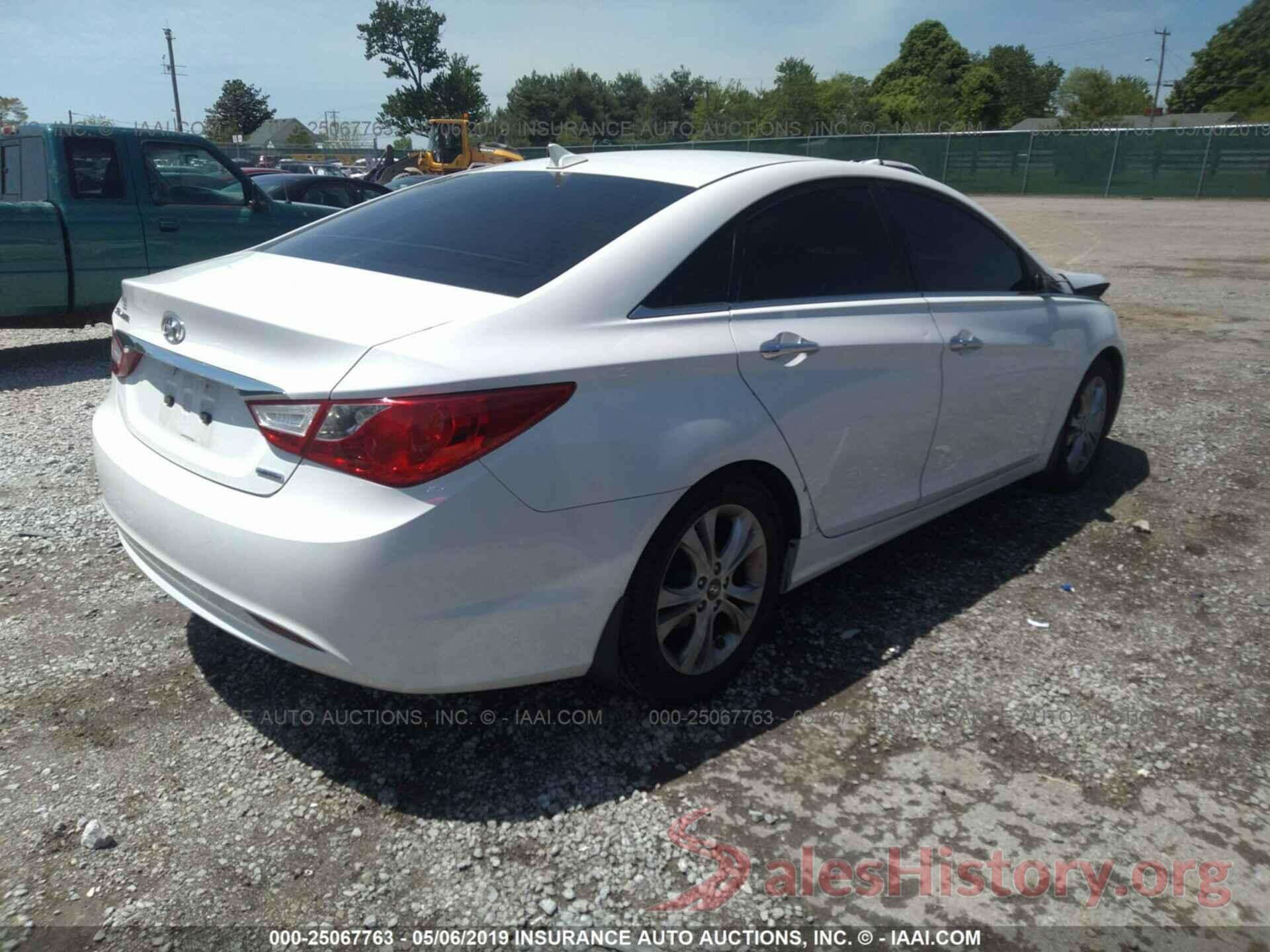 5NPEC4AC1BH038386 2011 HYUNDAI SONATA