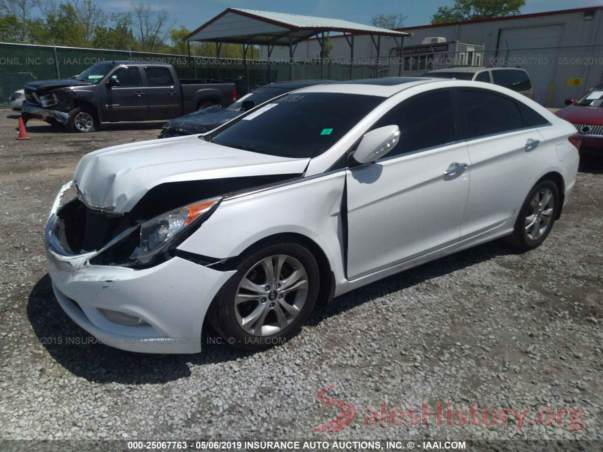 5NPEC4AC1BH038386 2011 HYUNDAI SONATA