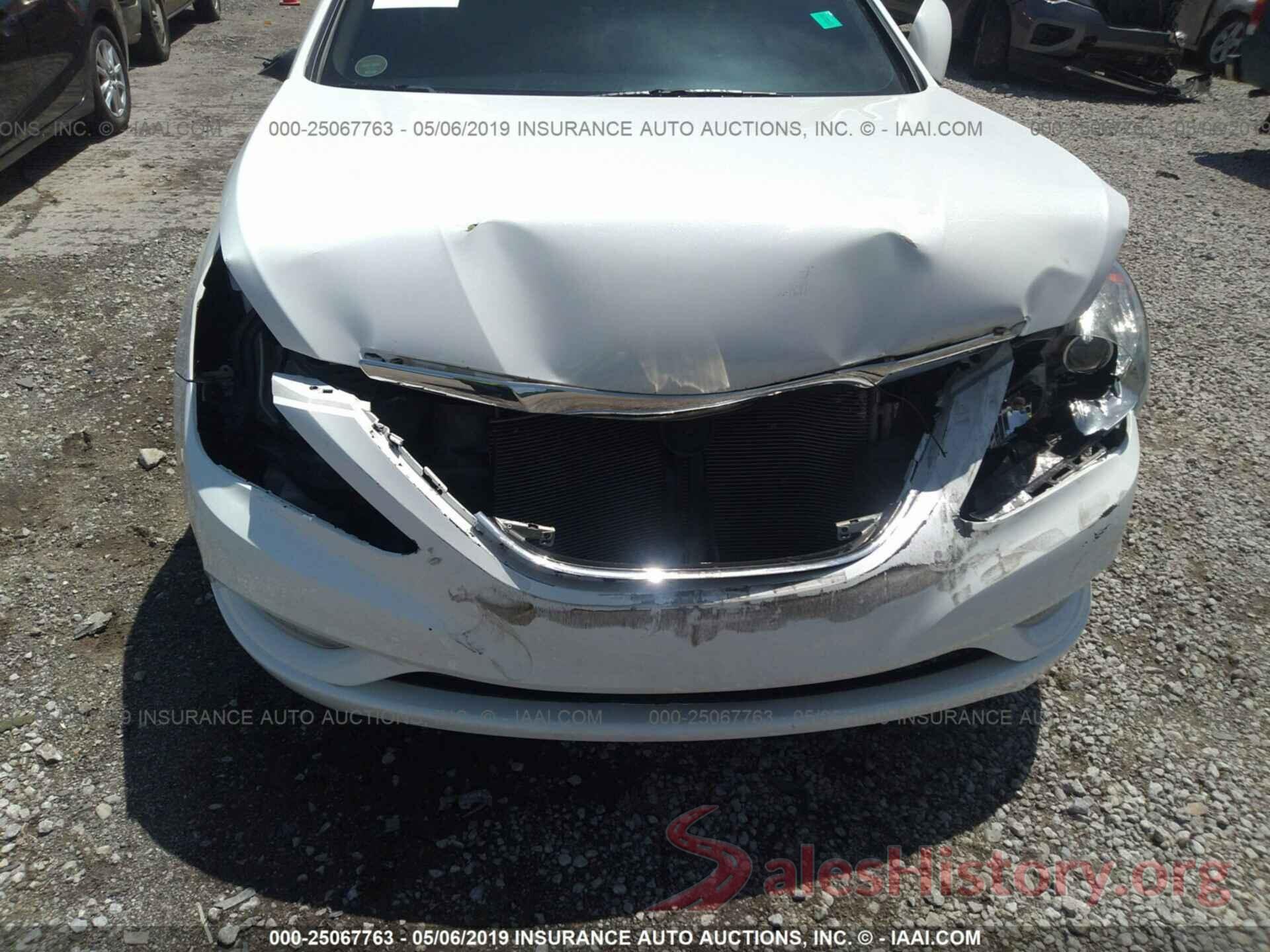 5NPEC4AC1BH038386 2011 HYUNDAI SONATA