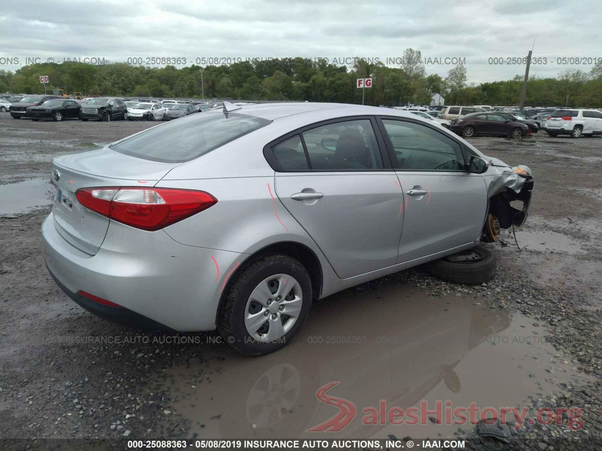 KNAFK4A69F5371858 2015 KIA FORTE