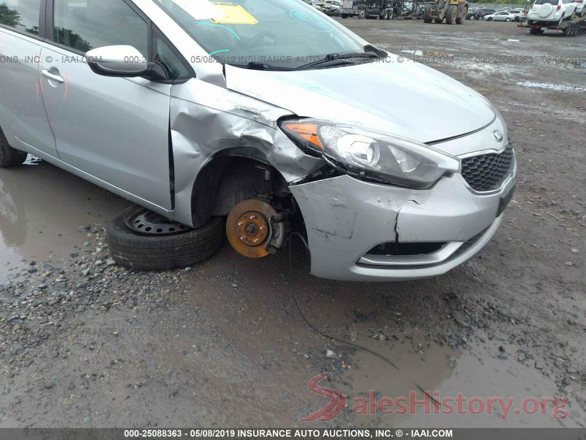 KNAFK4A69F5371858 2015 KIA FORTE