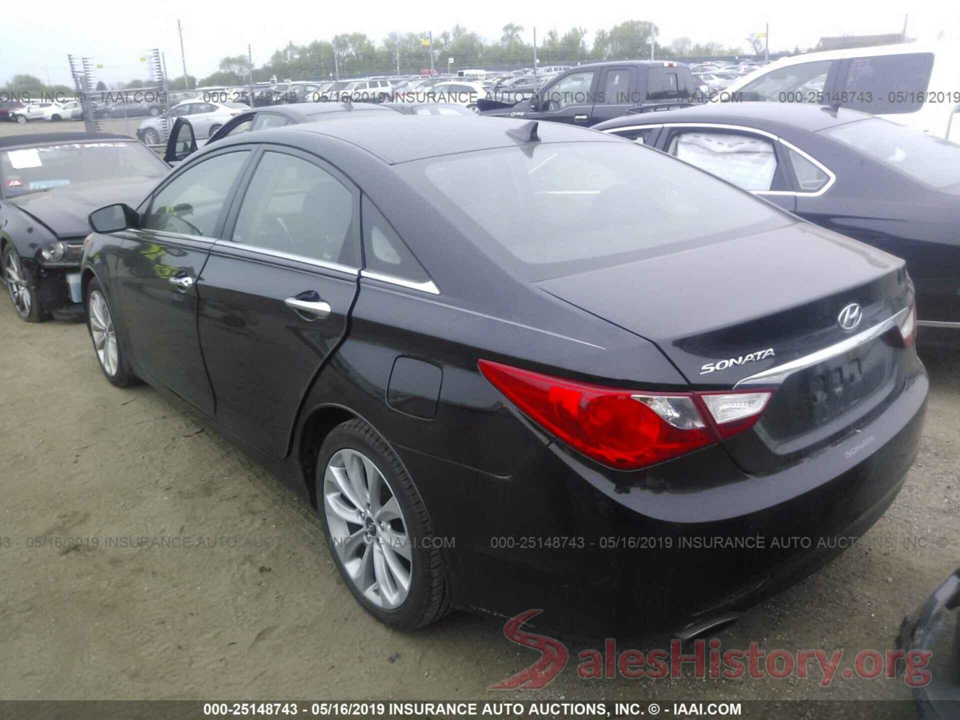 5NPEC4AC0BH297726 2011 HYUNDAI SONATA