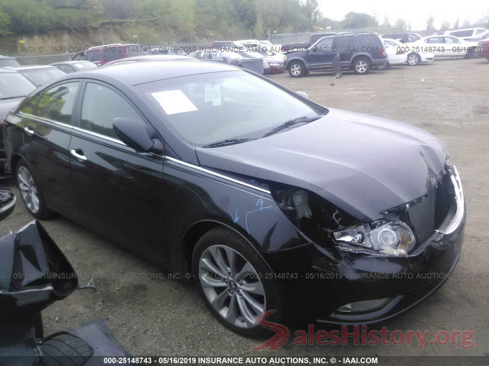 5NPEC4AC0BH297726 2011 HYUNDAI SONATA