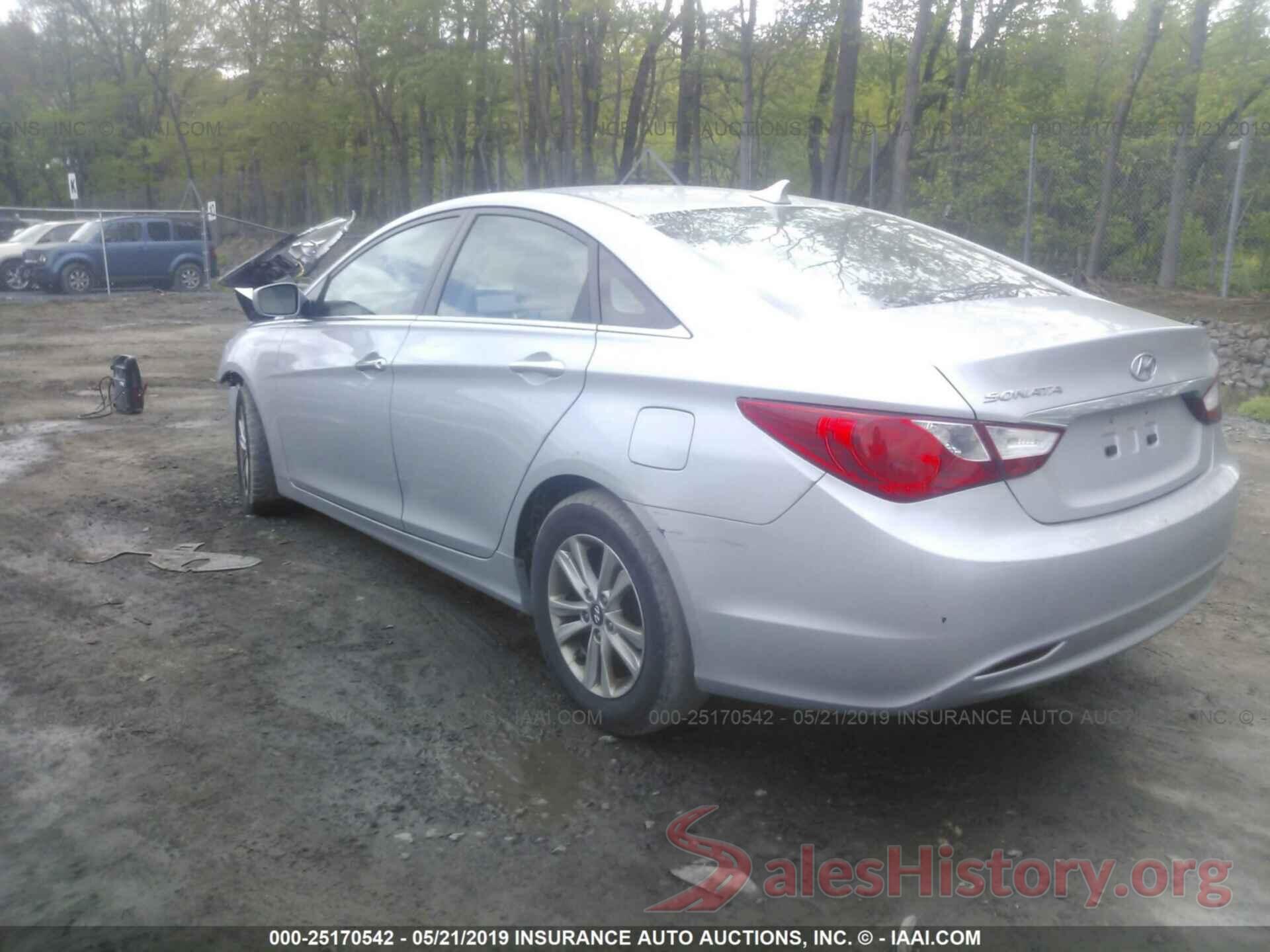 5NPEB4AC8BH067029 2011 HYUNDAI SONATA