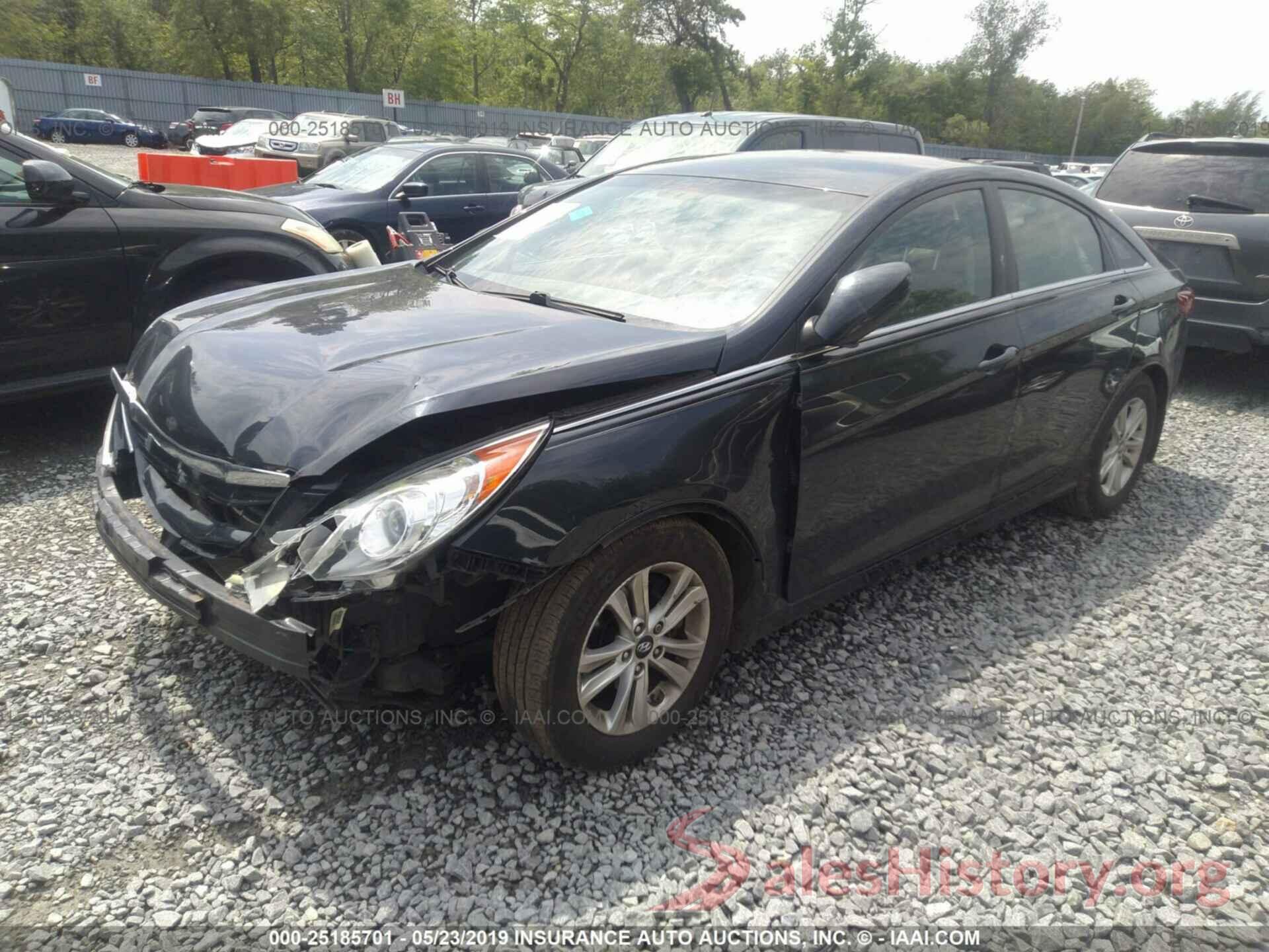 5NPEB4AC5BH098870 2011 HYUNDAI SONATA