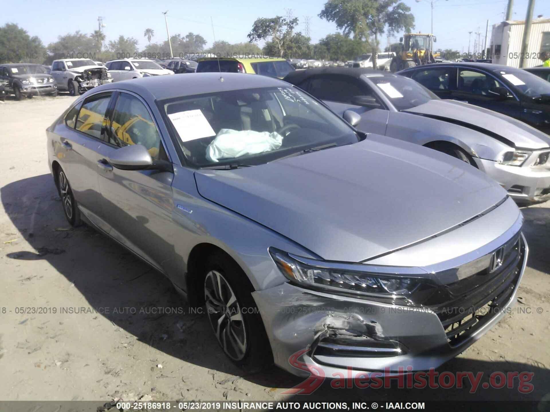 1HGCV3F17KA008532 2019 HONDA ACCORD