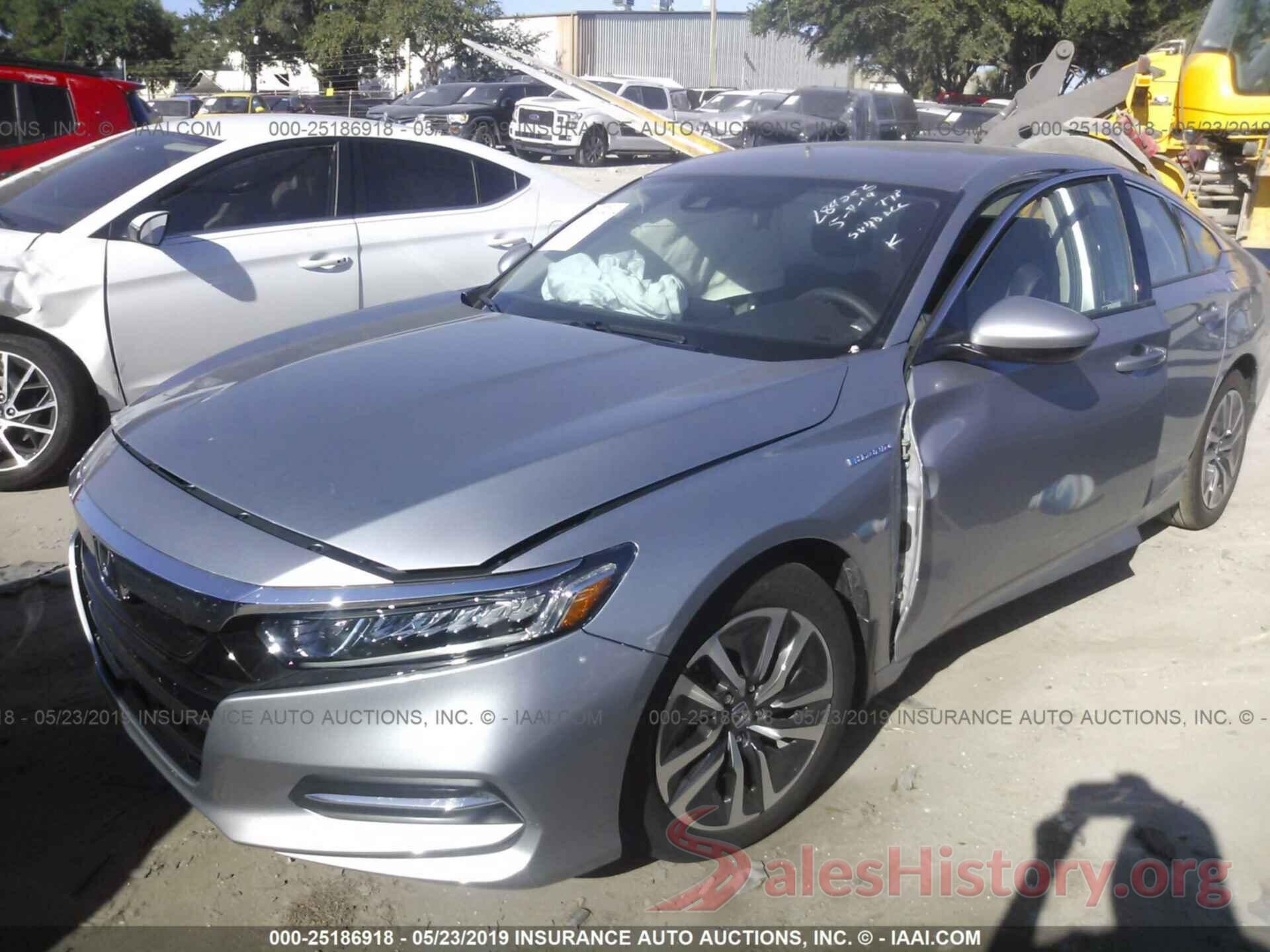 1HGCV3F17KA008532 2019 HONDA ACCORD