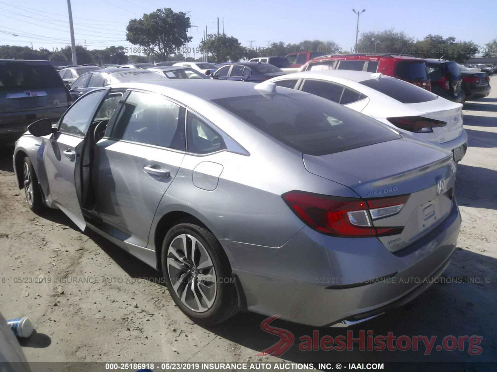 1HGCV3F17KA008532 2019 HONDA ACCORD