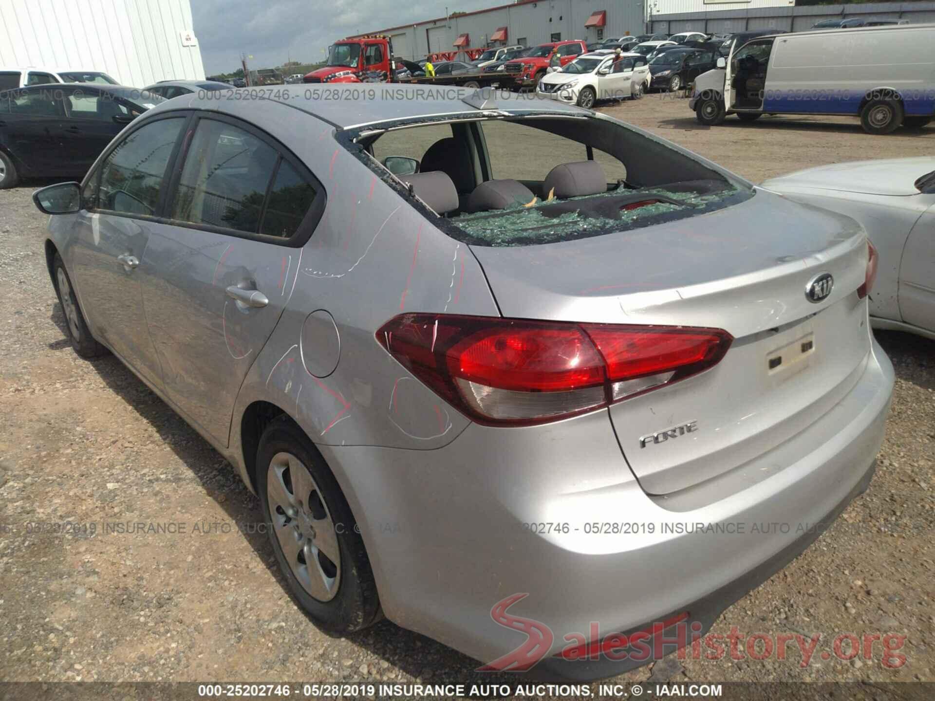 3KPFK4A72HE110087 2017 KIA FORTE