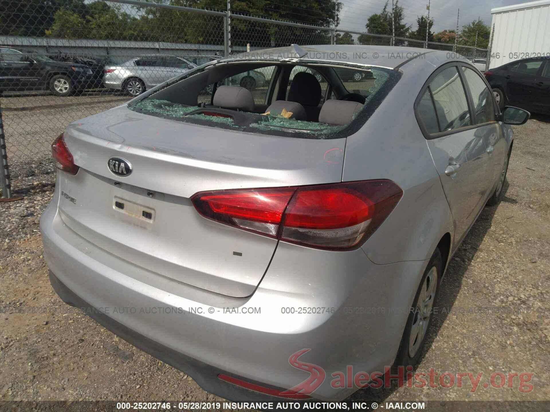 3KPFK4A72HE110087 2017 KIA FORTE