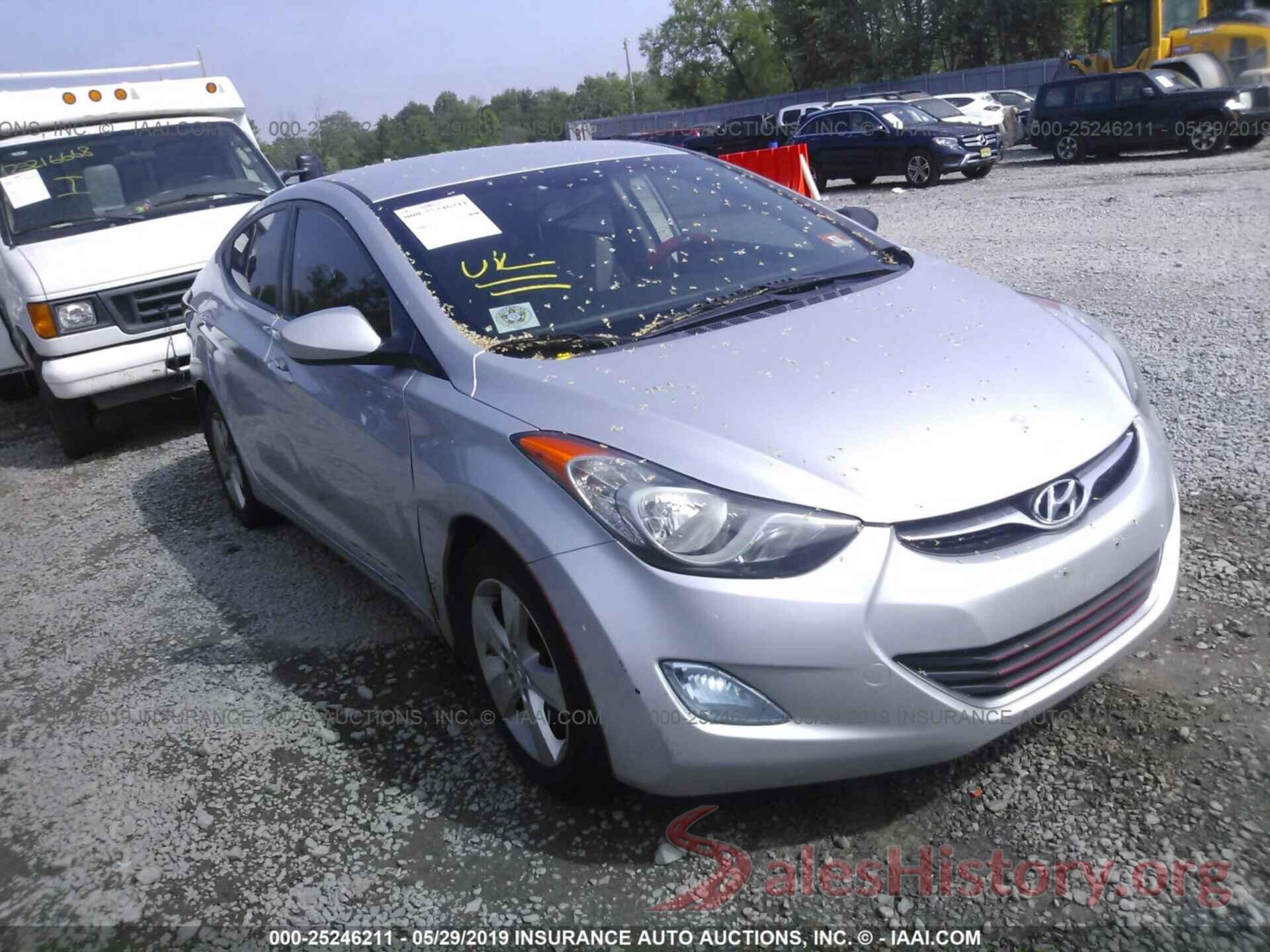 KMHDH4AE9DU900997 2013 HYUNDAI ELANTRA