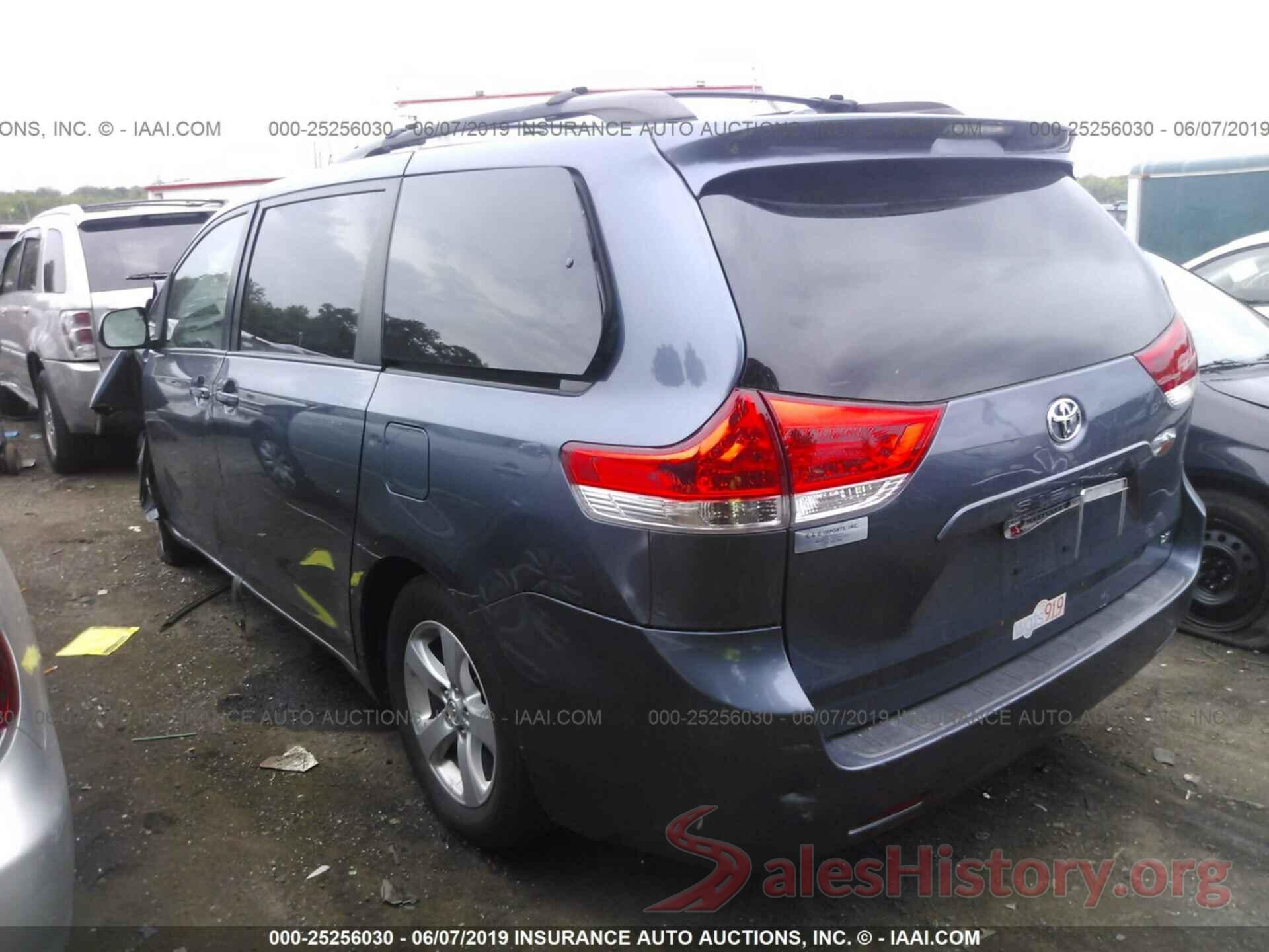 5TDKK3DC0DS399679 2013 TOYOTA SIENNA