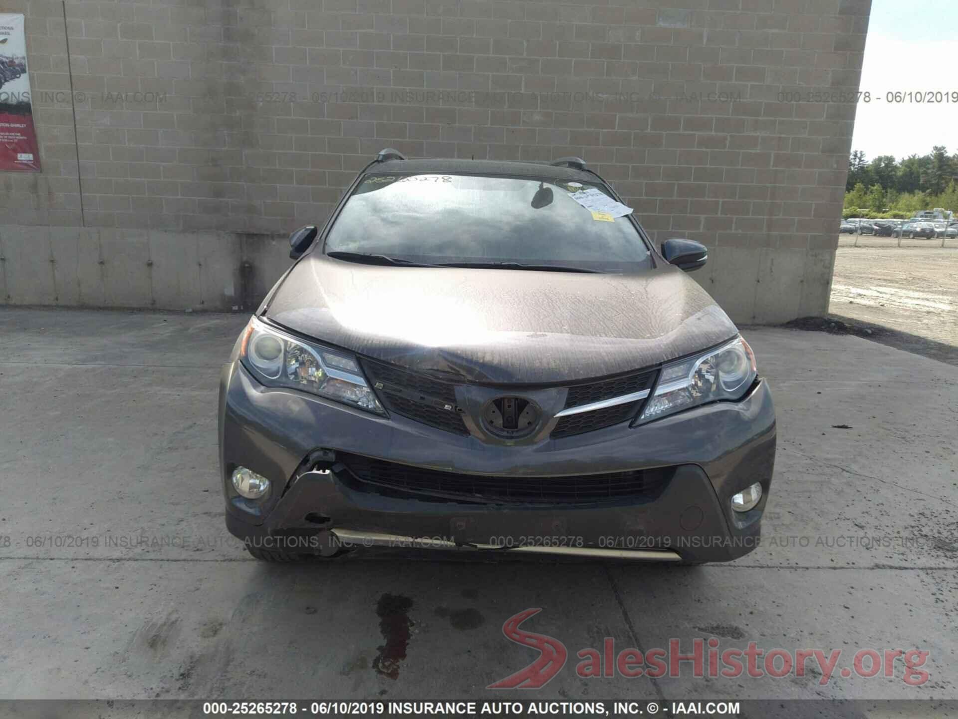 2T3RFREV5FW273096 2015 TOYOTA RAV4