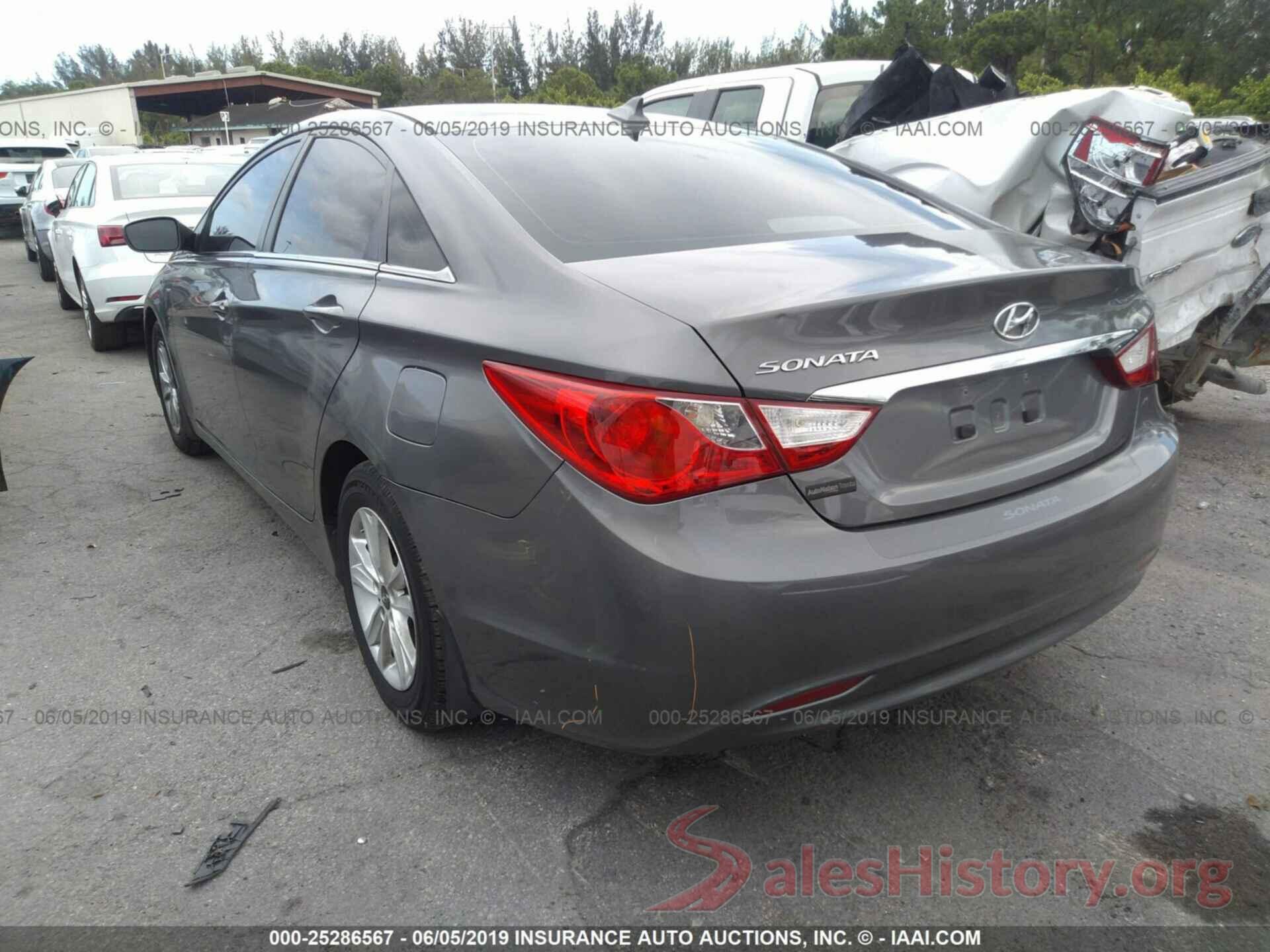 5NPEB4AC4DH662754 2013 HYUNDAI SONATA