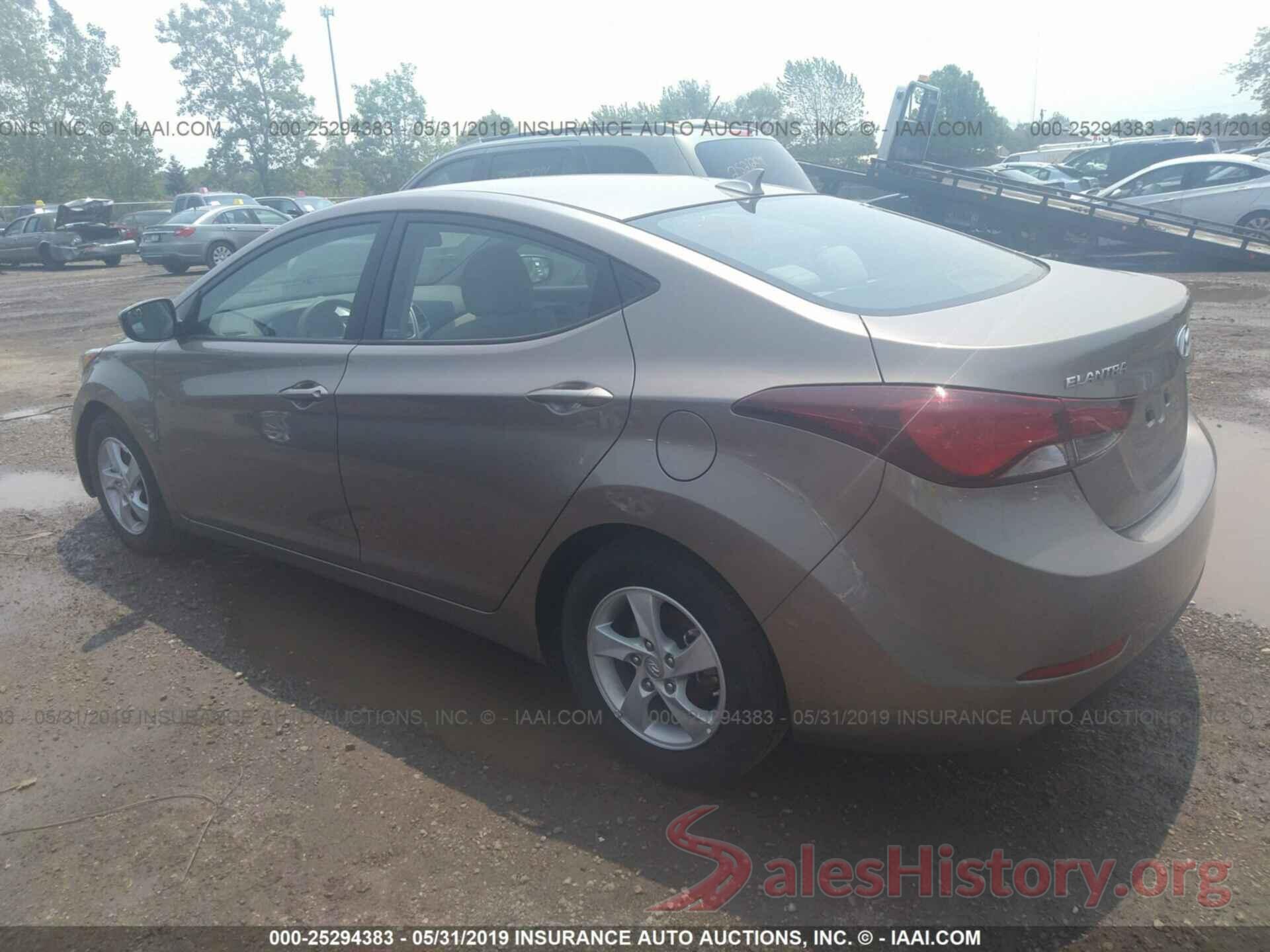 5NPDH4AE0FH635131 2015 HYUNDAI ELANTRA