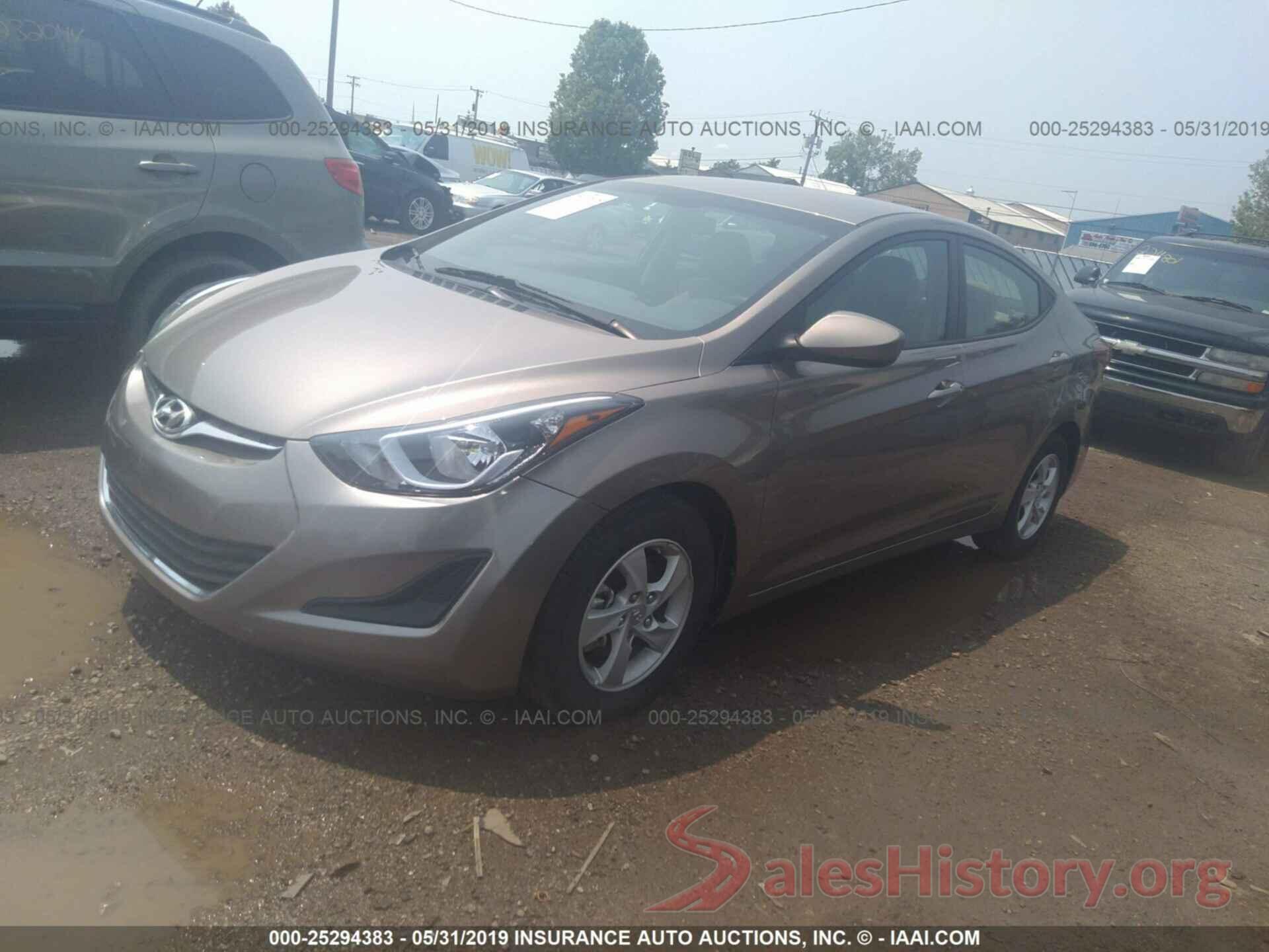 5NPDH4AE0FH635131 2015 HYUNDAI ELANTRA