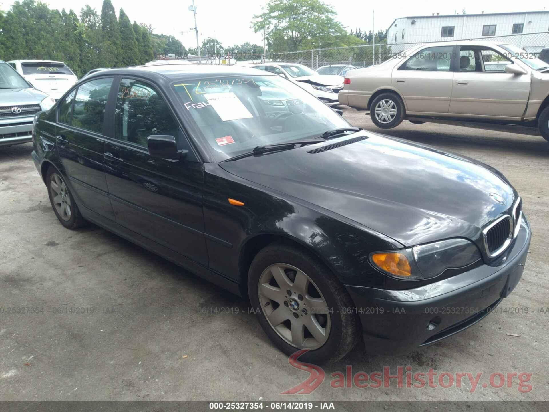 WBAAZ33453KP79637 2003 BMW 325