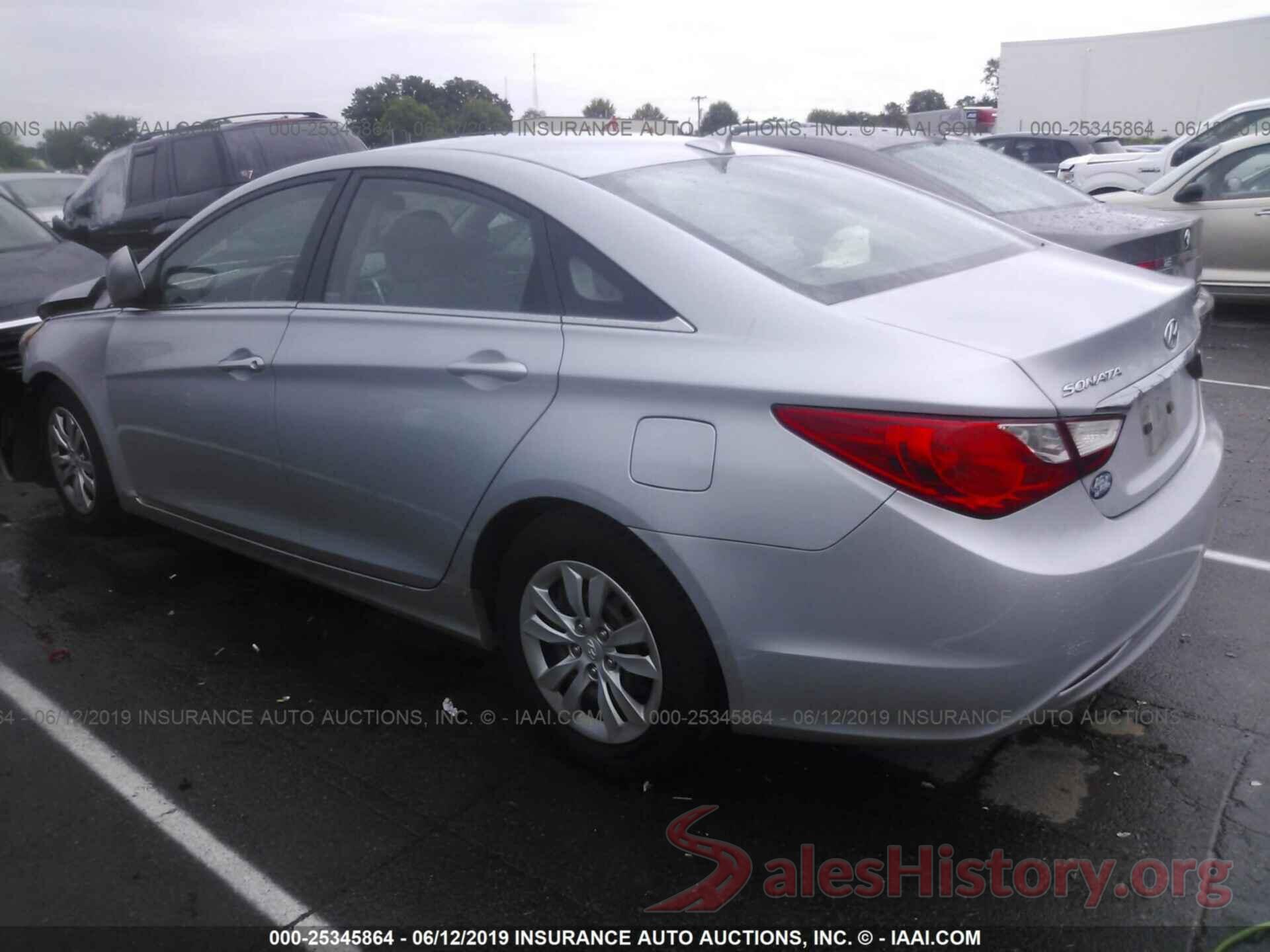 5NPEB4AC4BH055492 2011 HYUNDAI SONATA