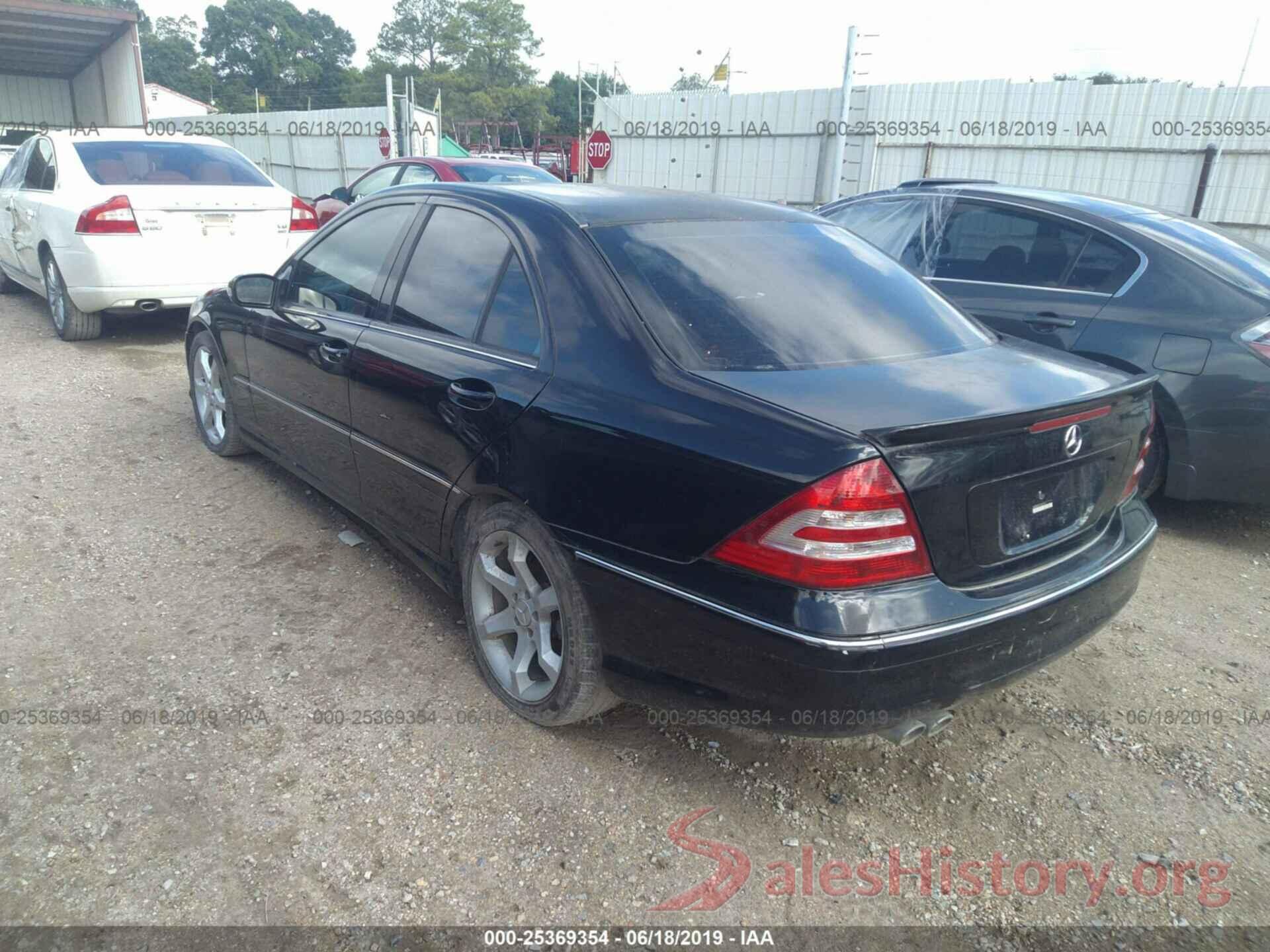 WDBRF52H47E027011 2007 MERCEDES-BENZ C