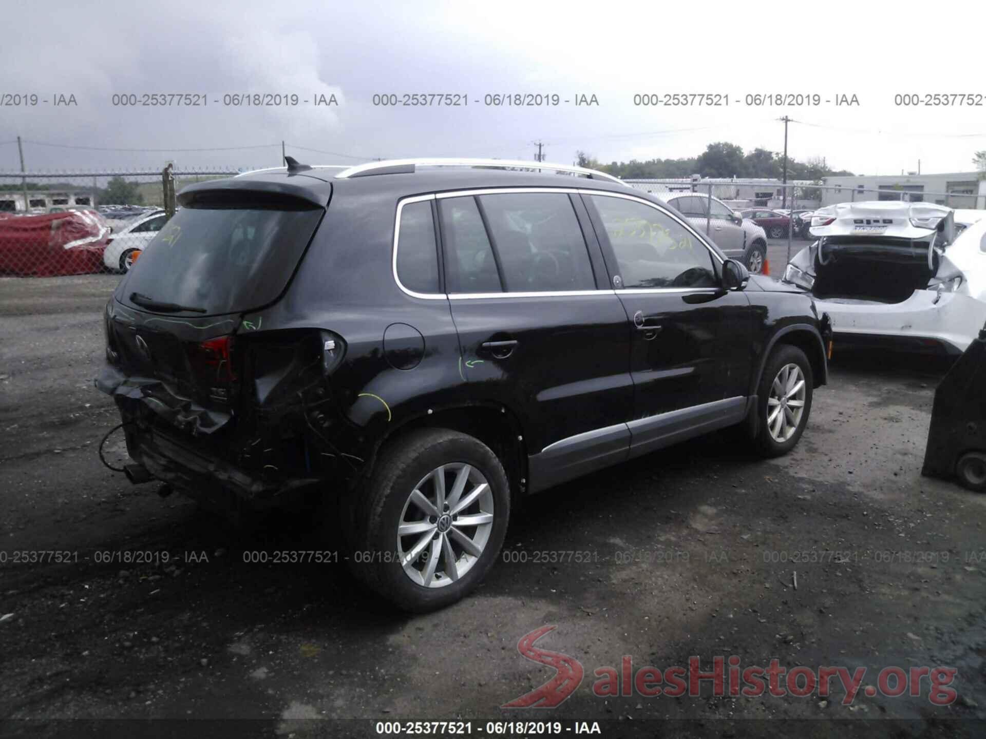 WVGSV7AX9HK004042 2017 VOLKSWAGEN TIGUAN