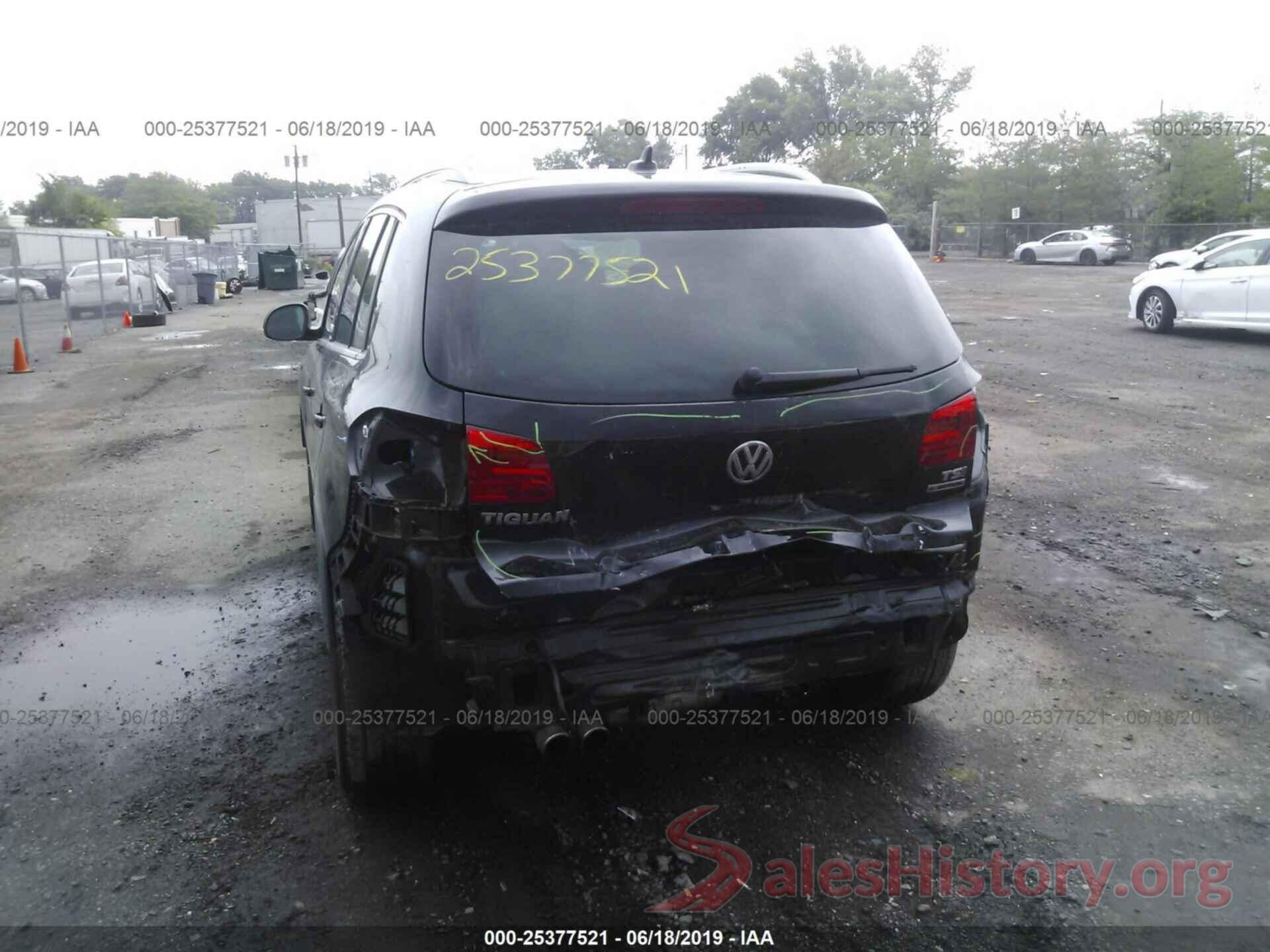 WVGSV7AX9HK004042 2017 VOLKSWAGEN TIGUAN