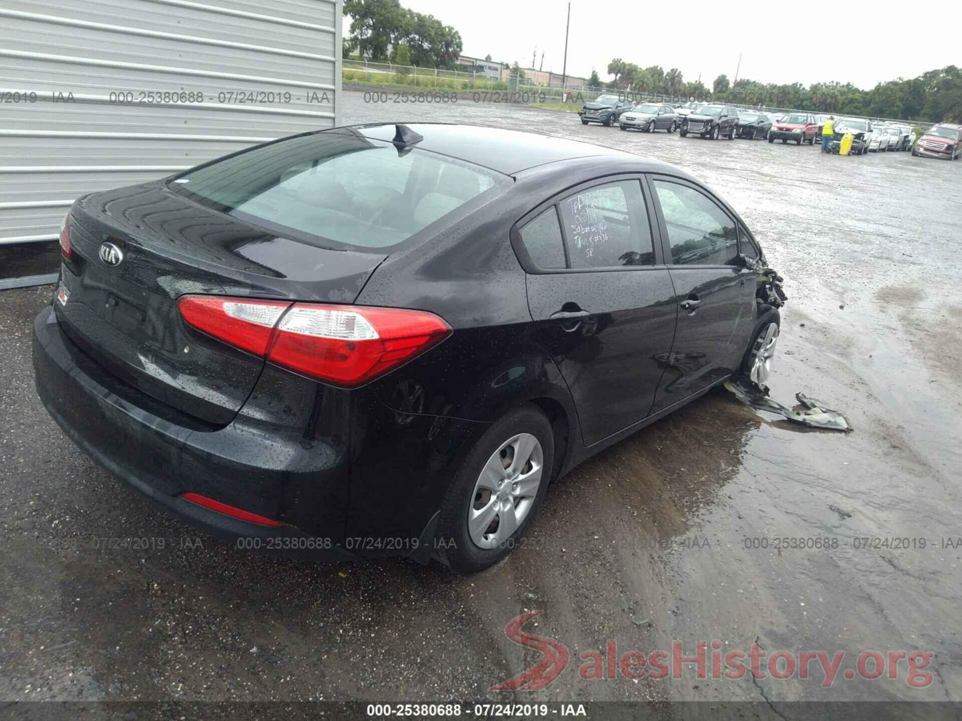 KNAFK4A60F5324637 2015 KIA FORTE