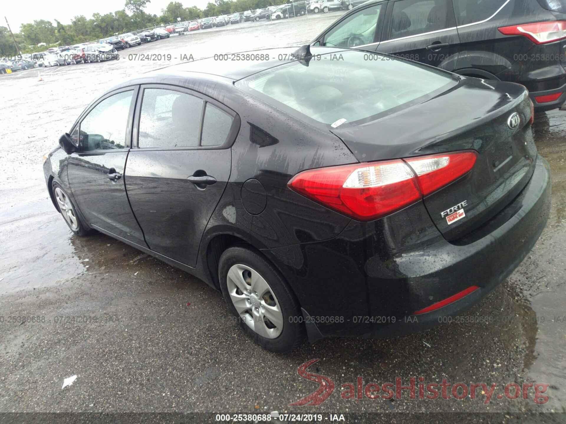 KNAFK4A60F5324637 2015 KIA FORTE