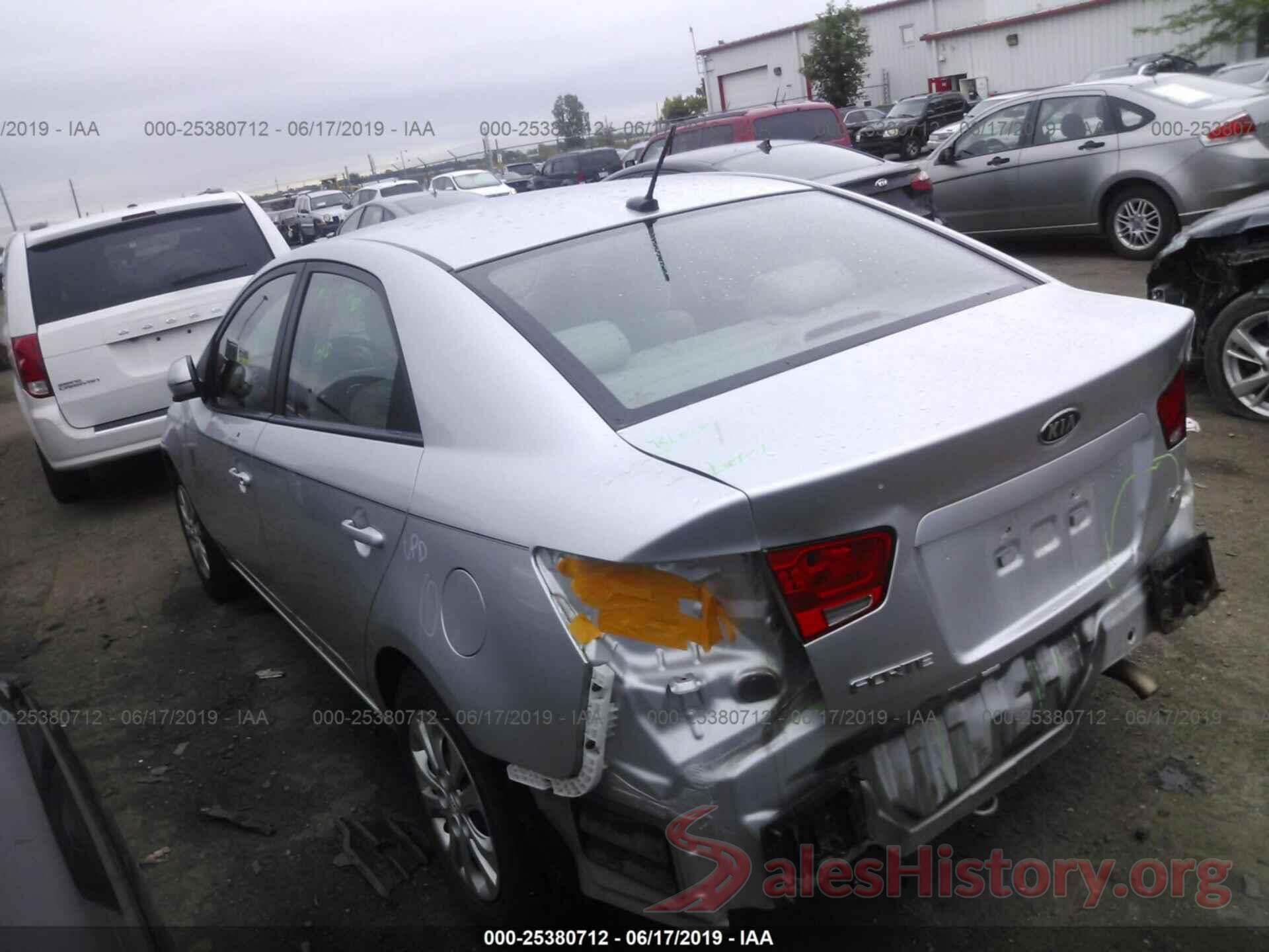 KNAFU4A25B5889757 2011 KIA FORTE