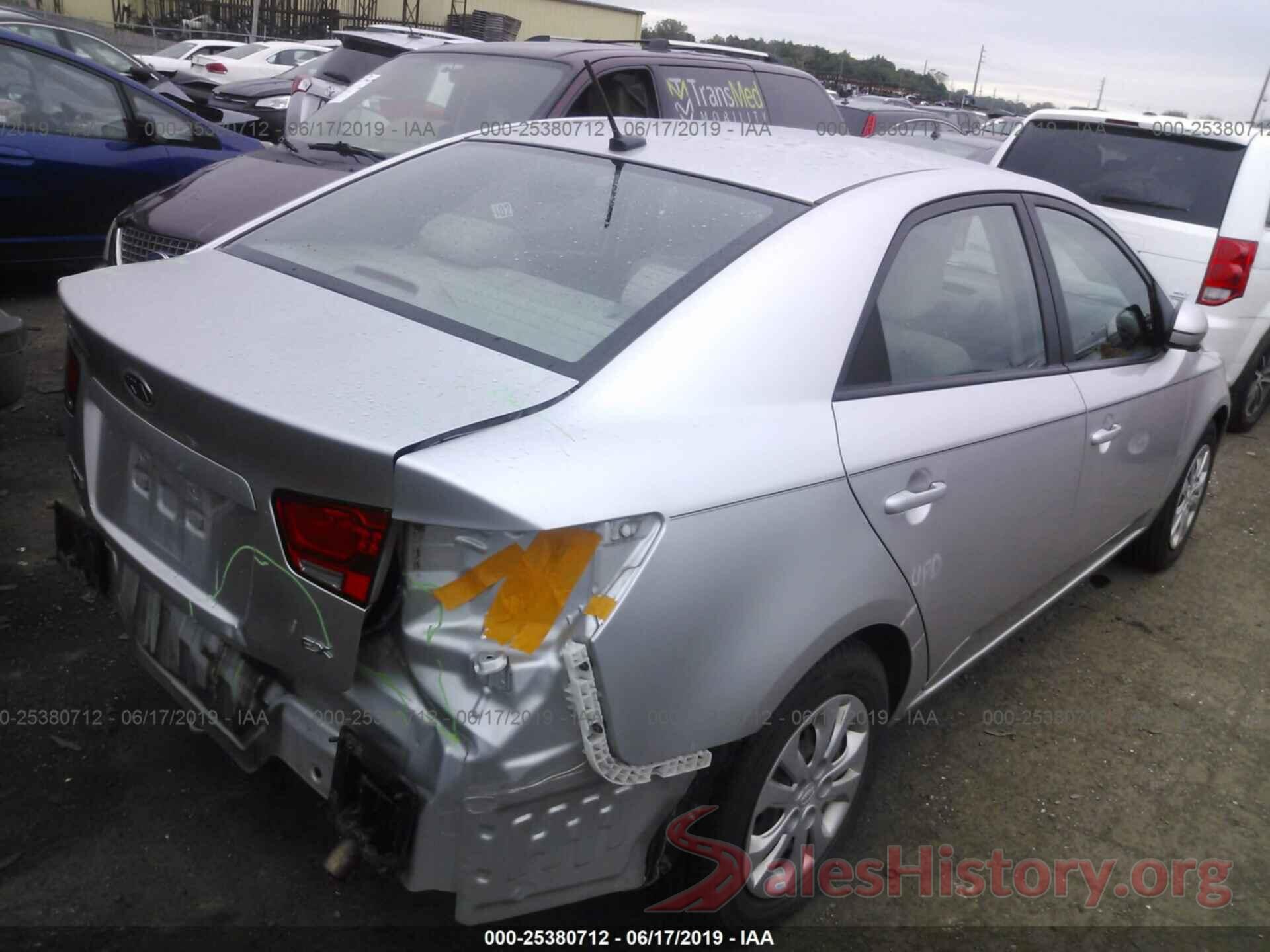 KNAFU4A25B5889757 2011 KIA FORTE